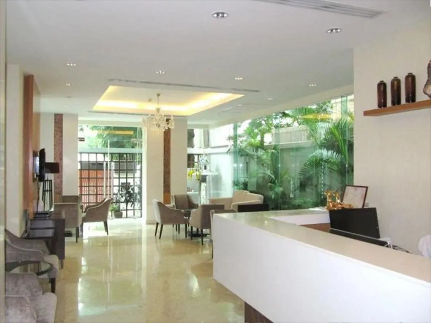D Varee Montara Thonglor 25