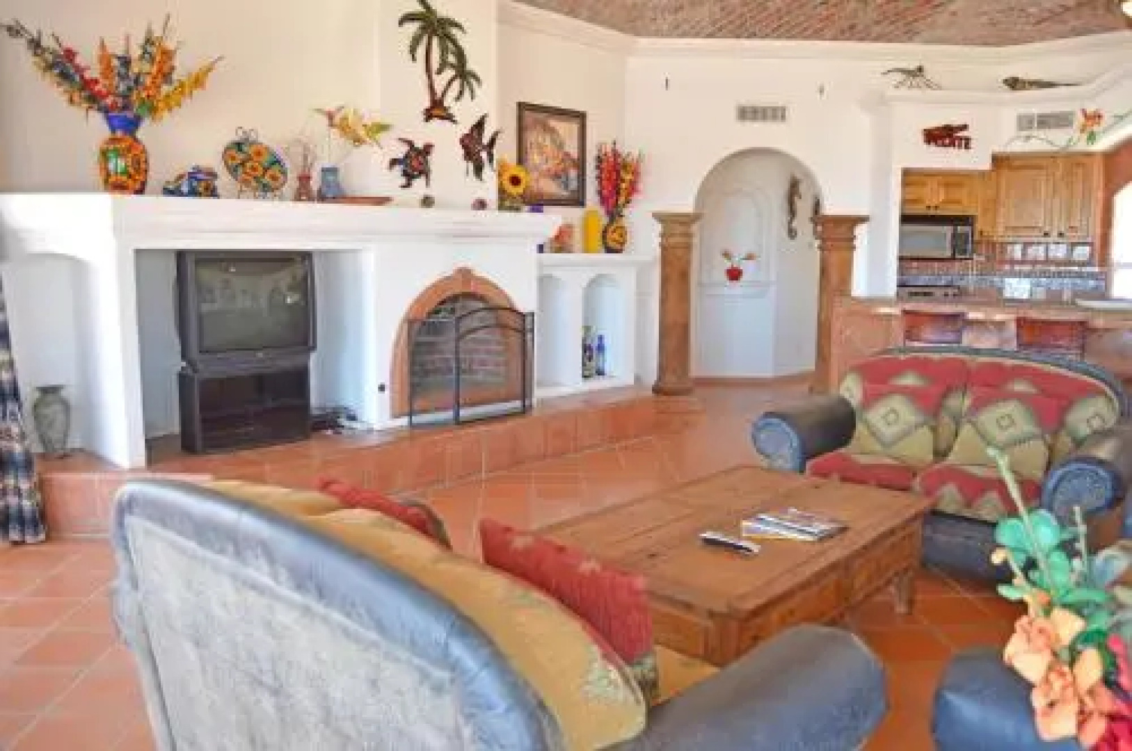 Casa de Paraiso by RedAwning