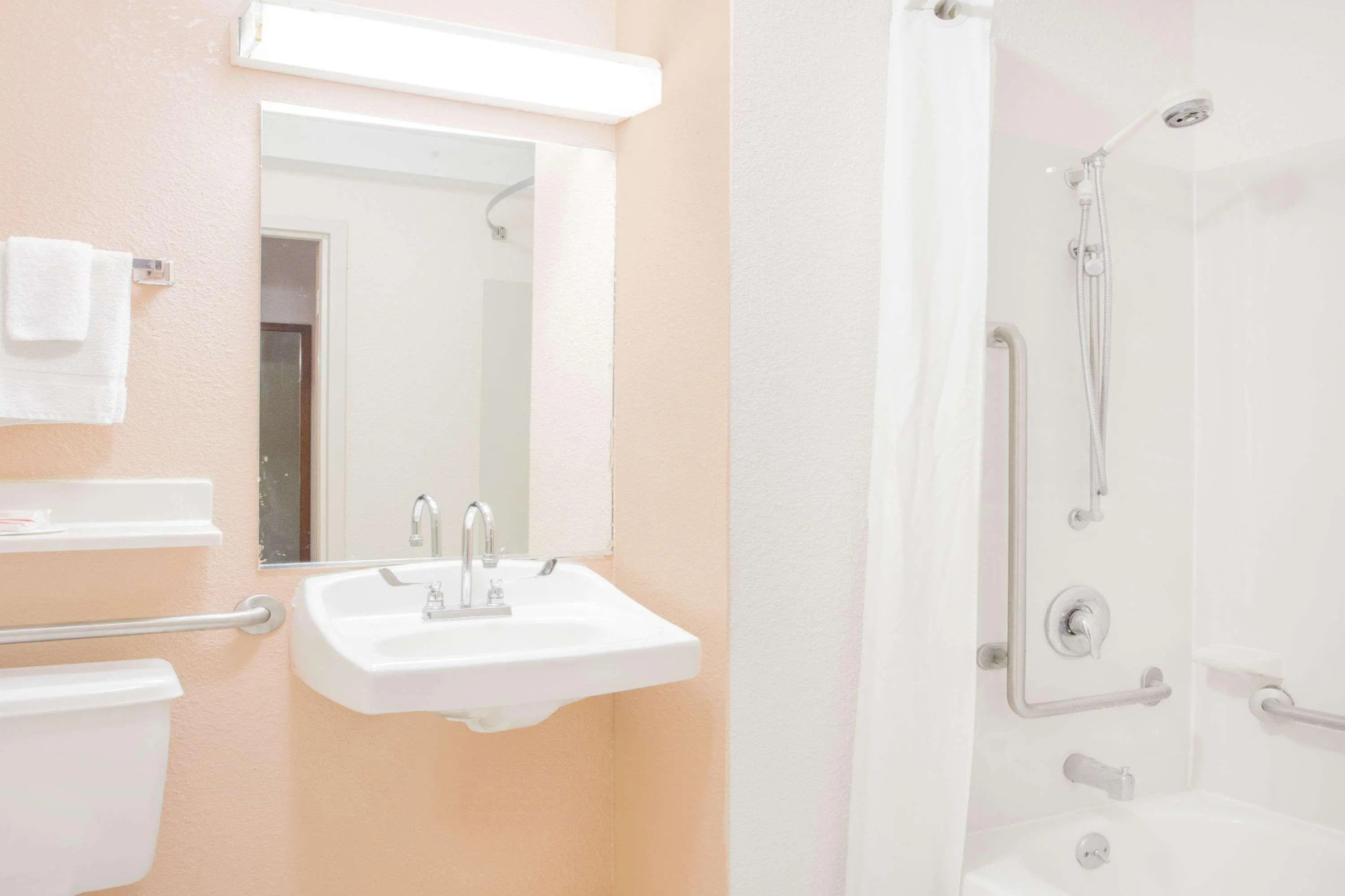 Super 8 Madison East