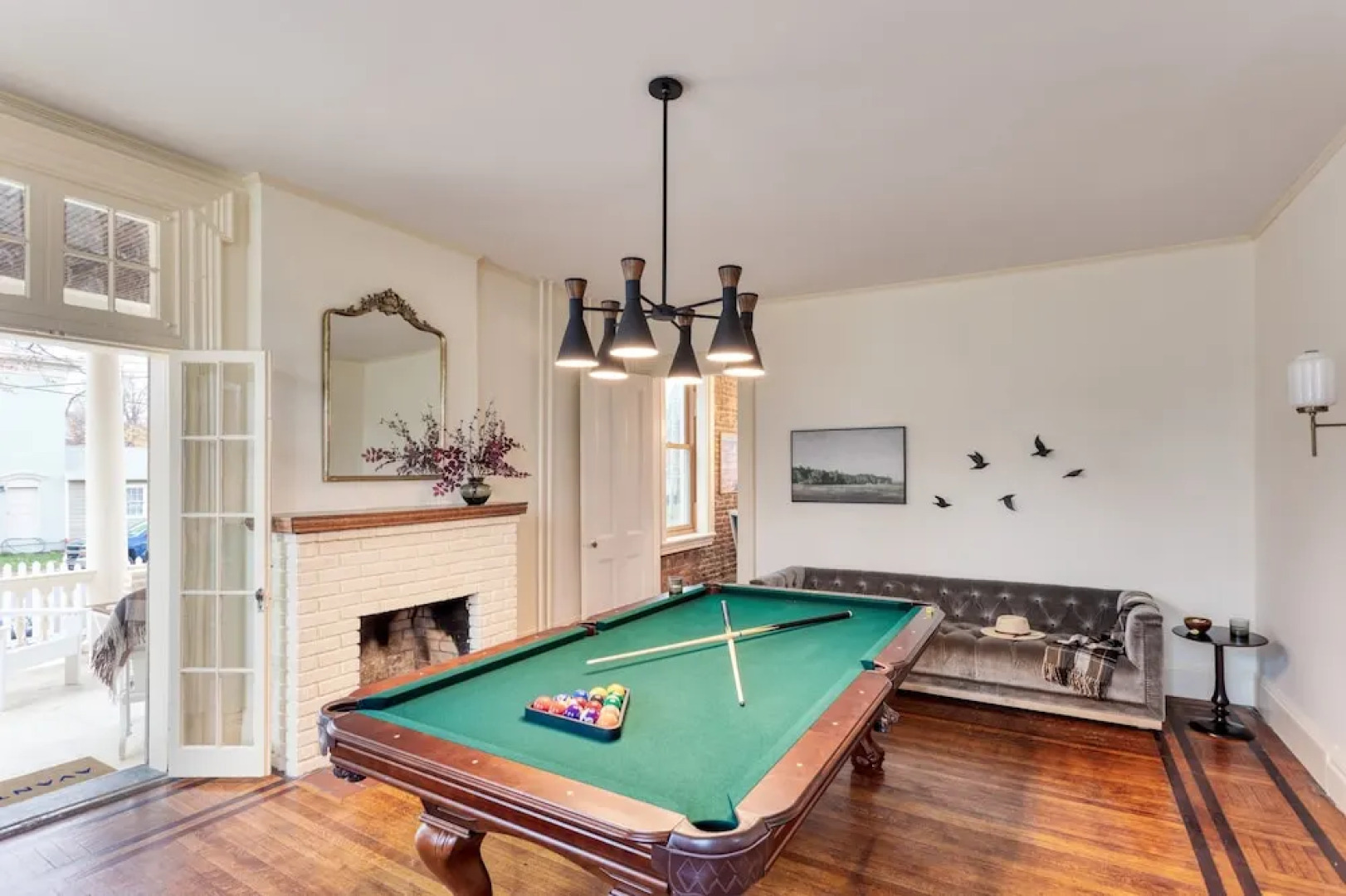 Elliot by Avantstay Historic Character Home in Great Location!