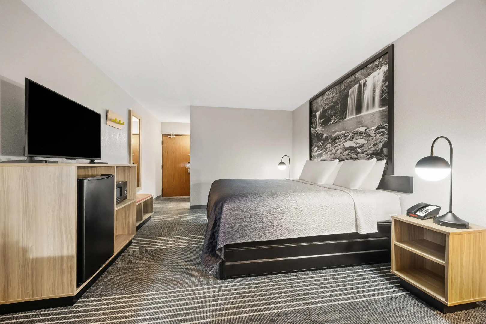 Super 8 by Wyndham Harrison AR