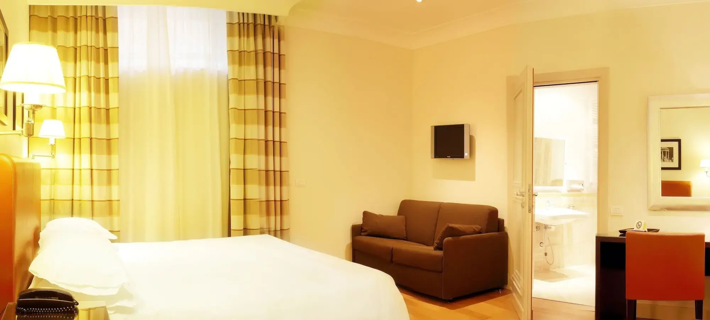 Hotel Albergo Santa Chiara