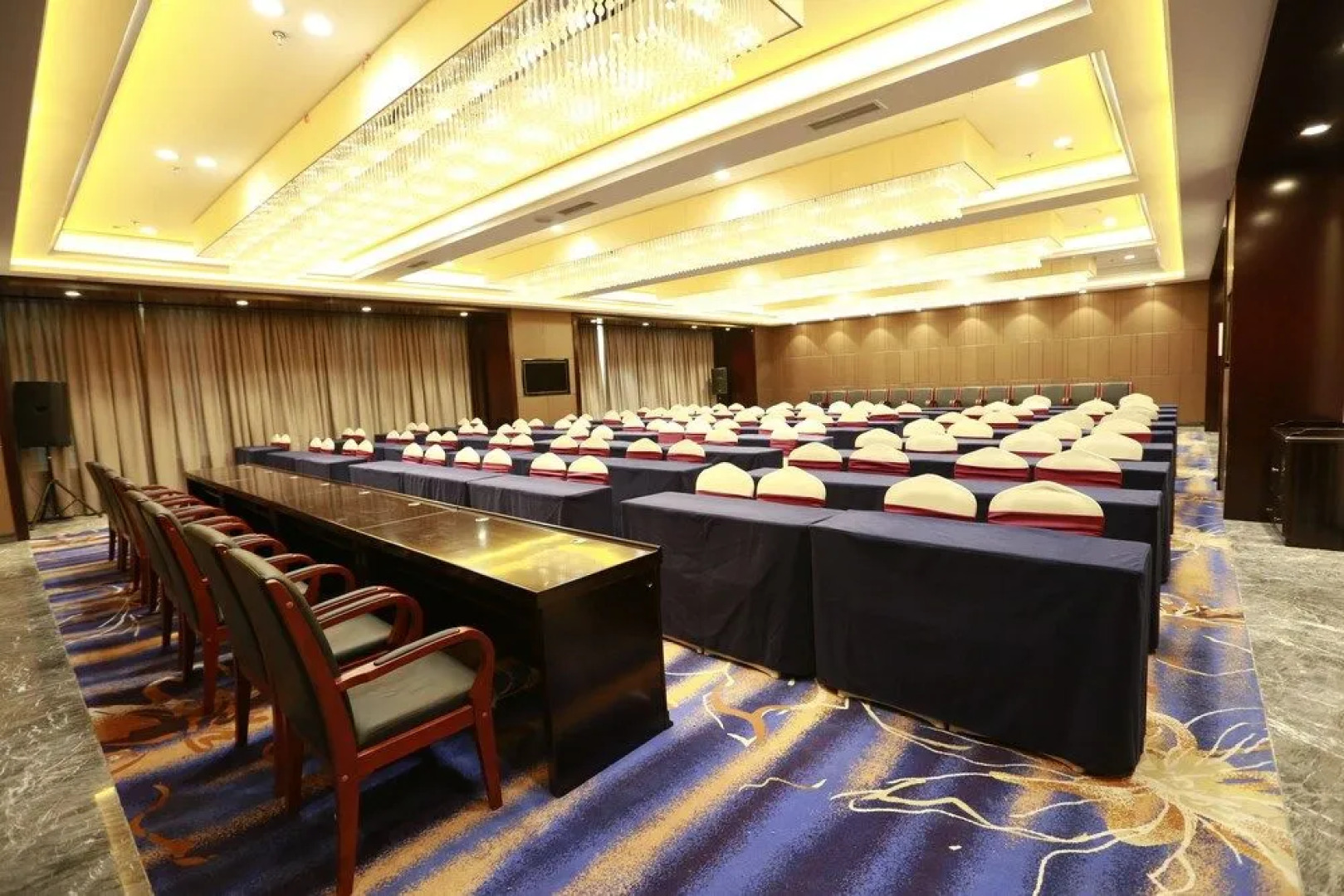 Tianyue Minshan Hotel