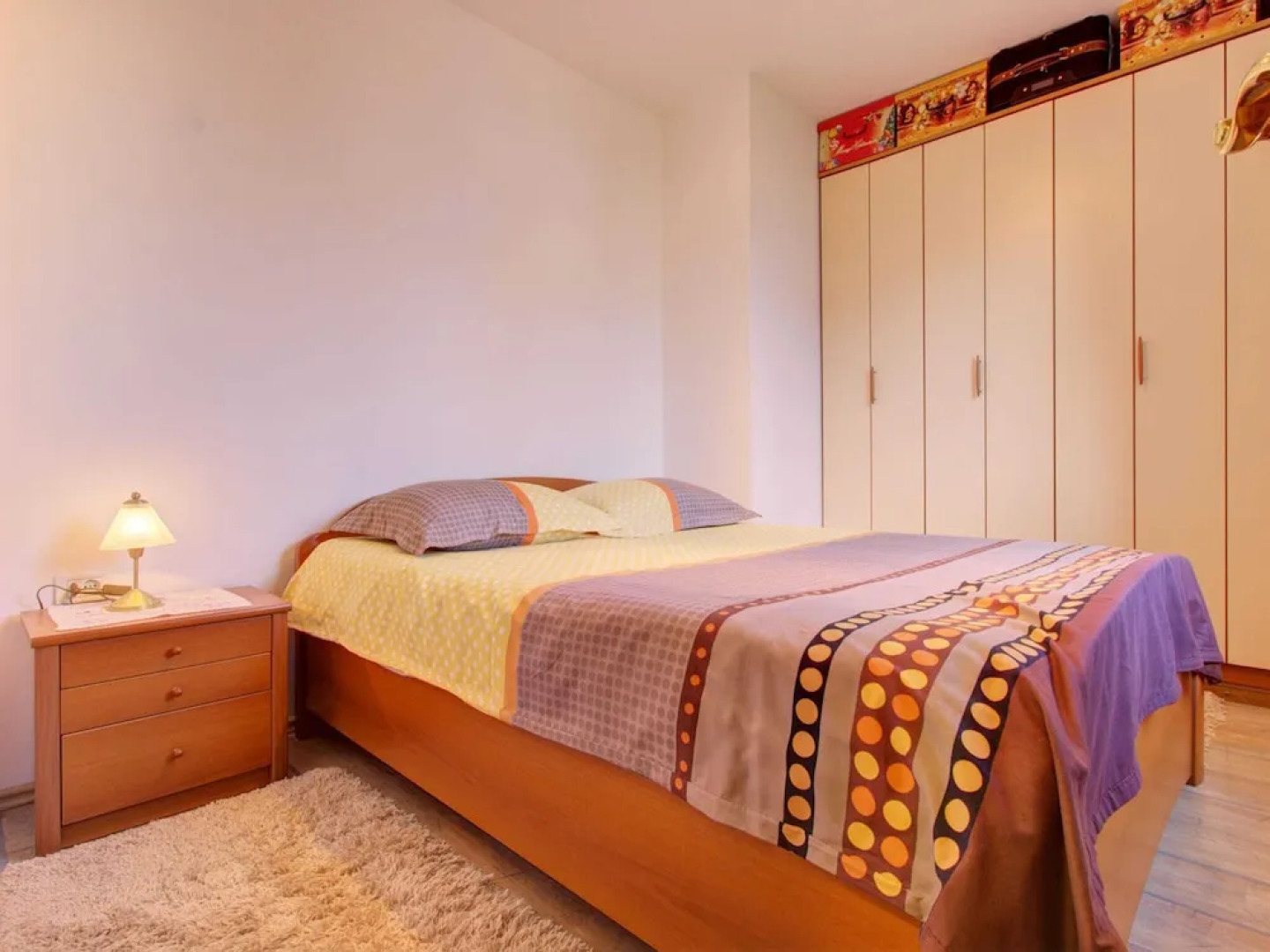 Air Conditioned Apartment in Residential Area near Town Center