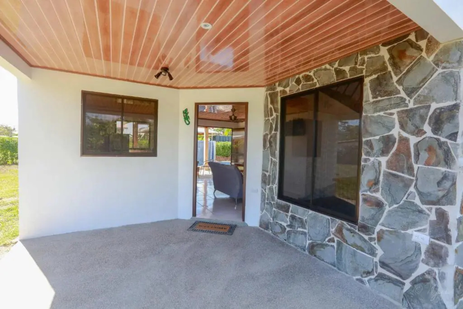 2 Comfortable New Villas Near Pacific, Private Pool With Waterfall!