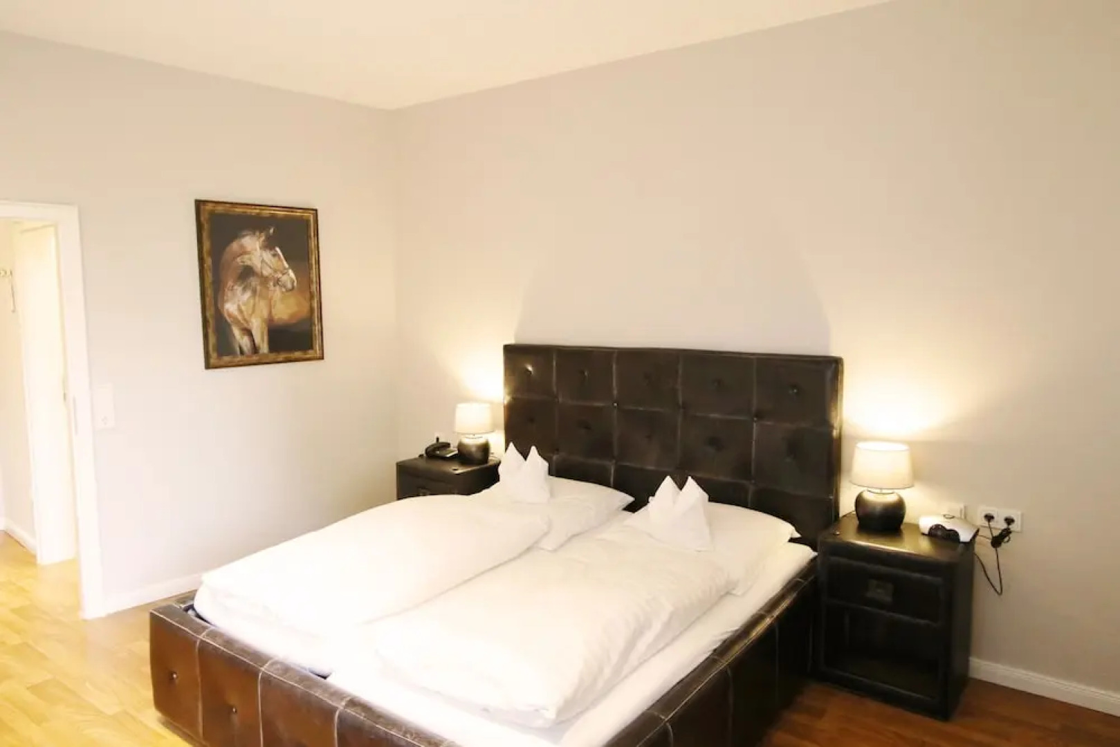 Hotel Am Kaponier GmbH