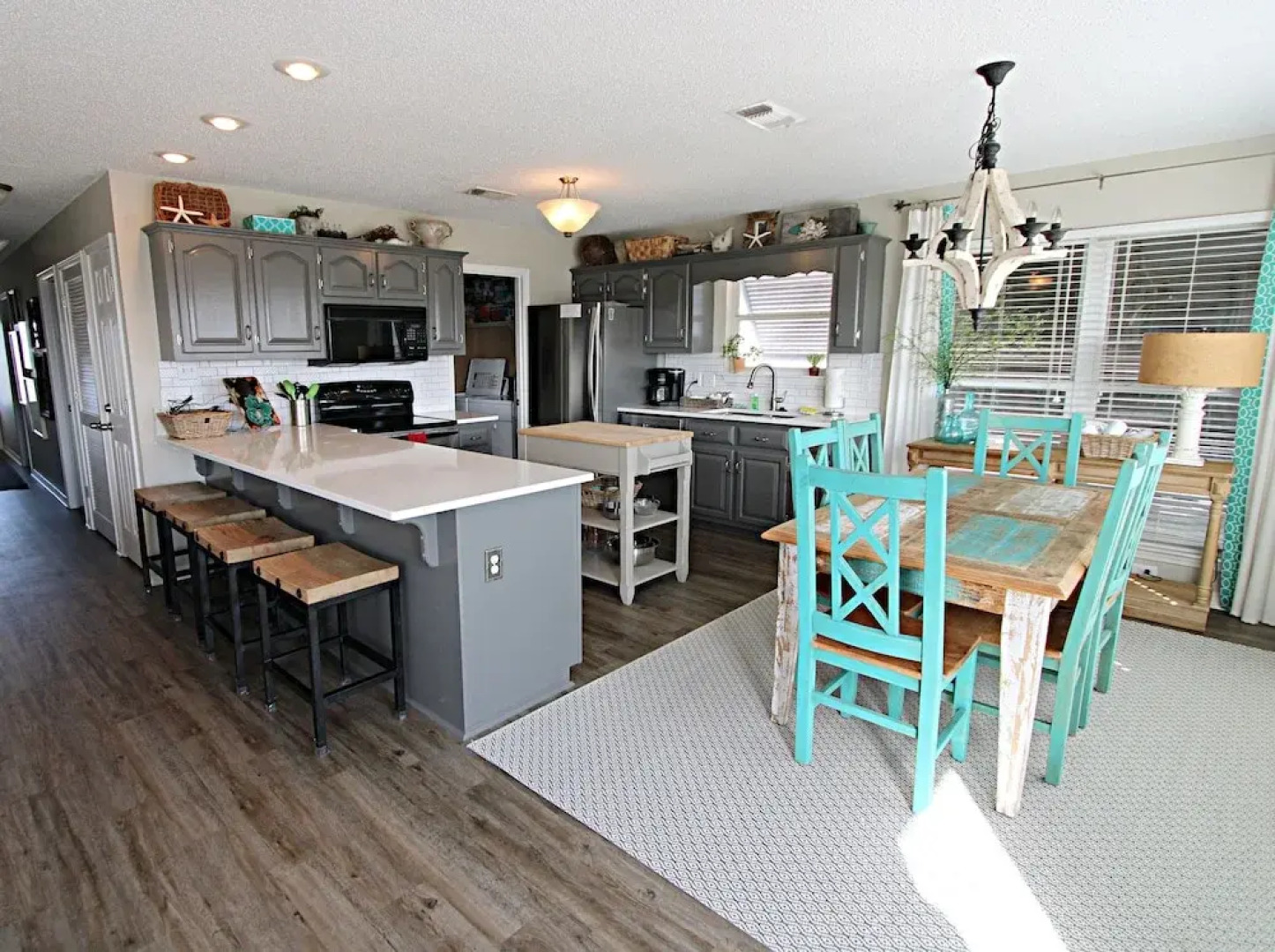 Pelican's Rest Beach House by RedAwning