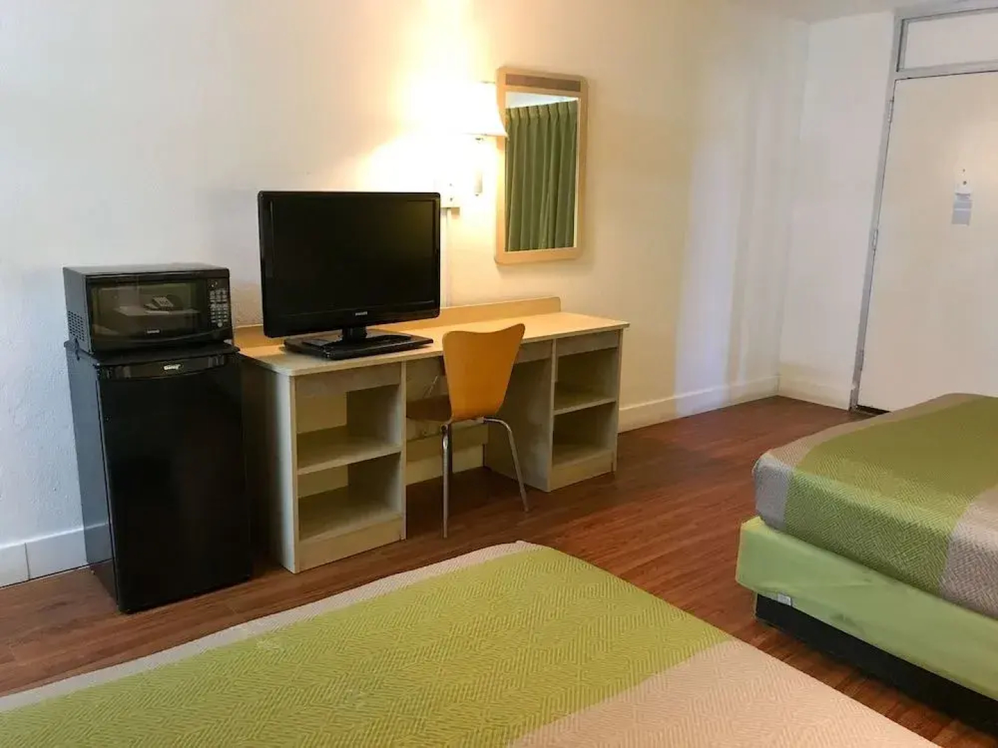 Days Inn By Wyndham Hardeeville Near Hilton Head