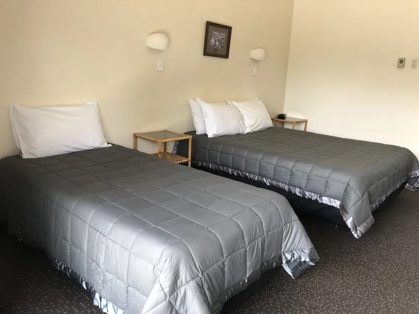 The Highwayman Motel