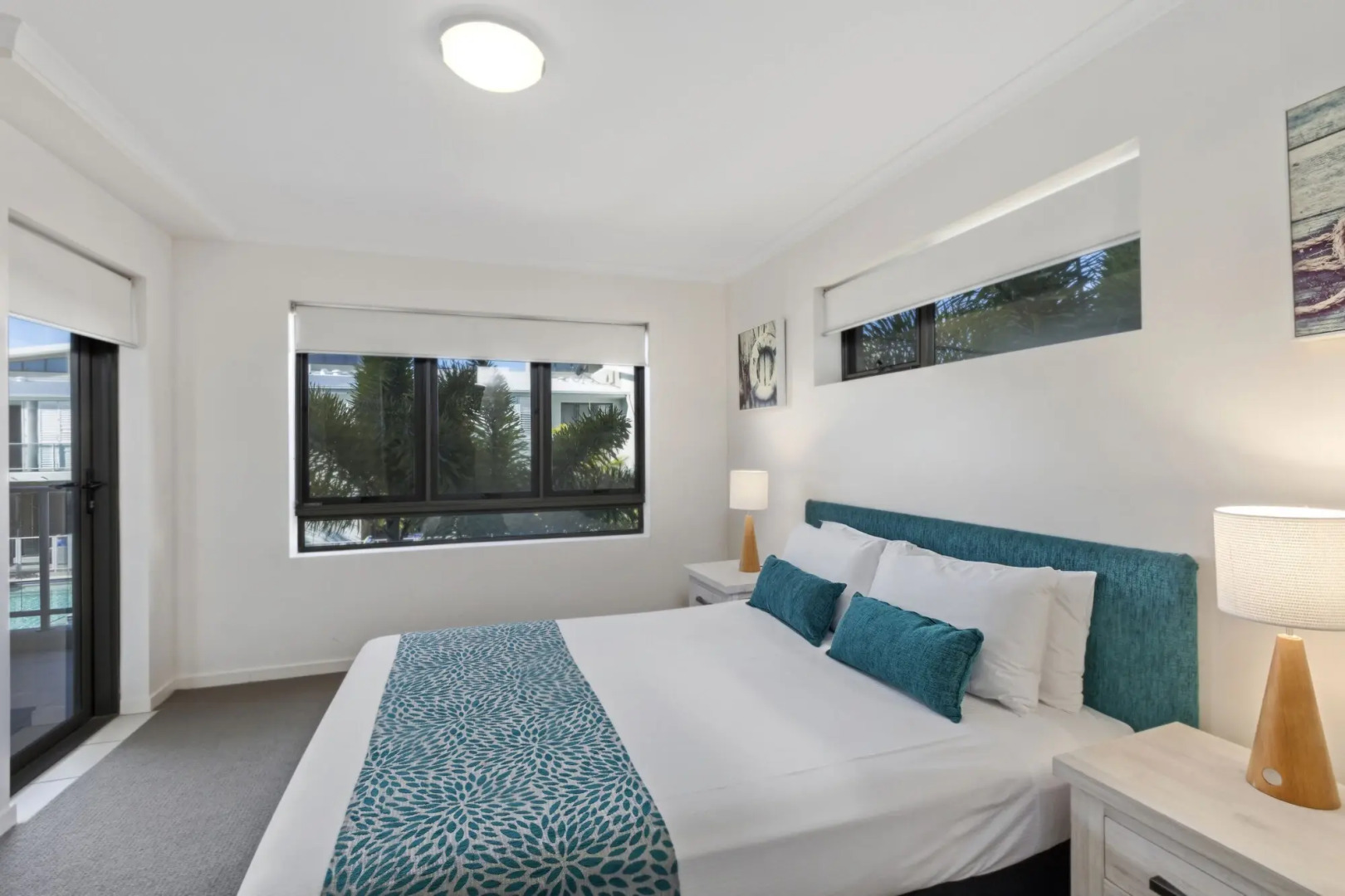 Sand Dunes Resort