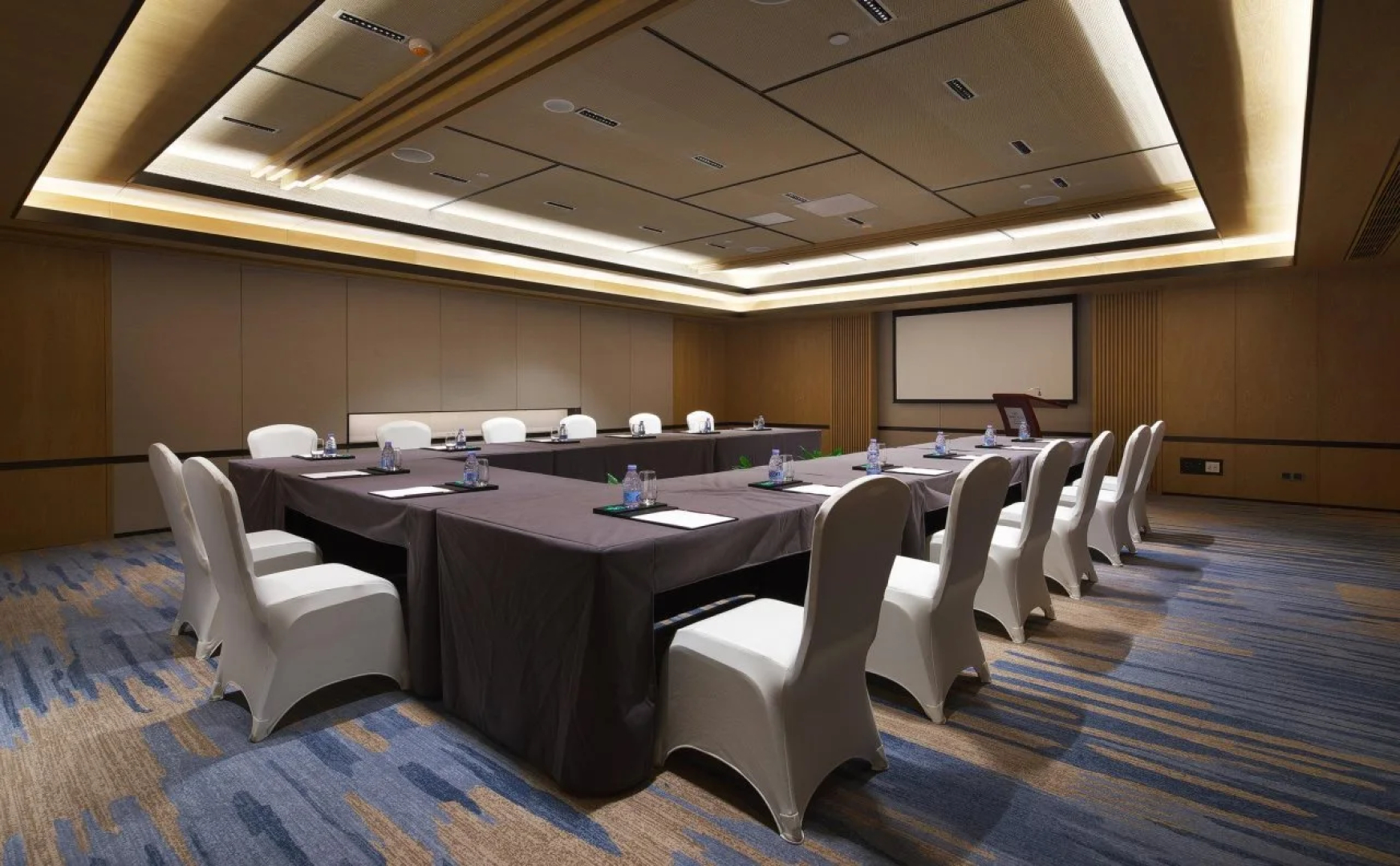 Crowne Plaza Nanchang Wanli by IHG
