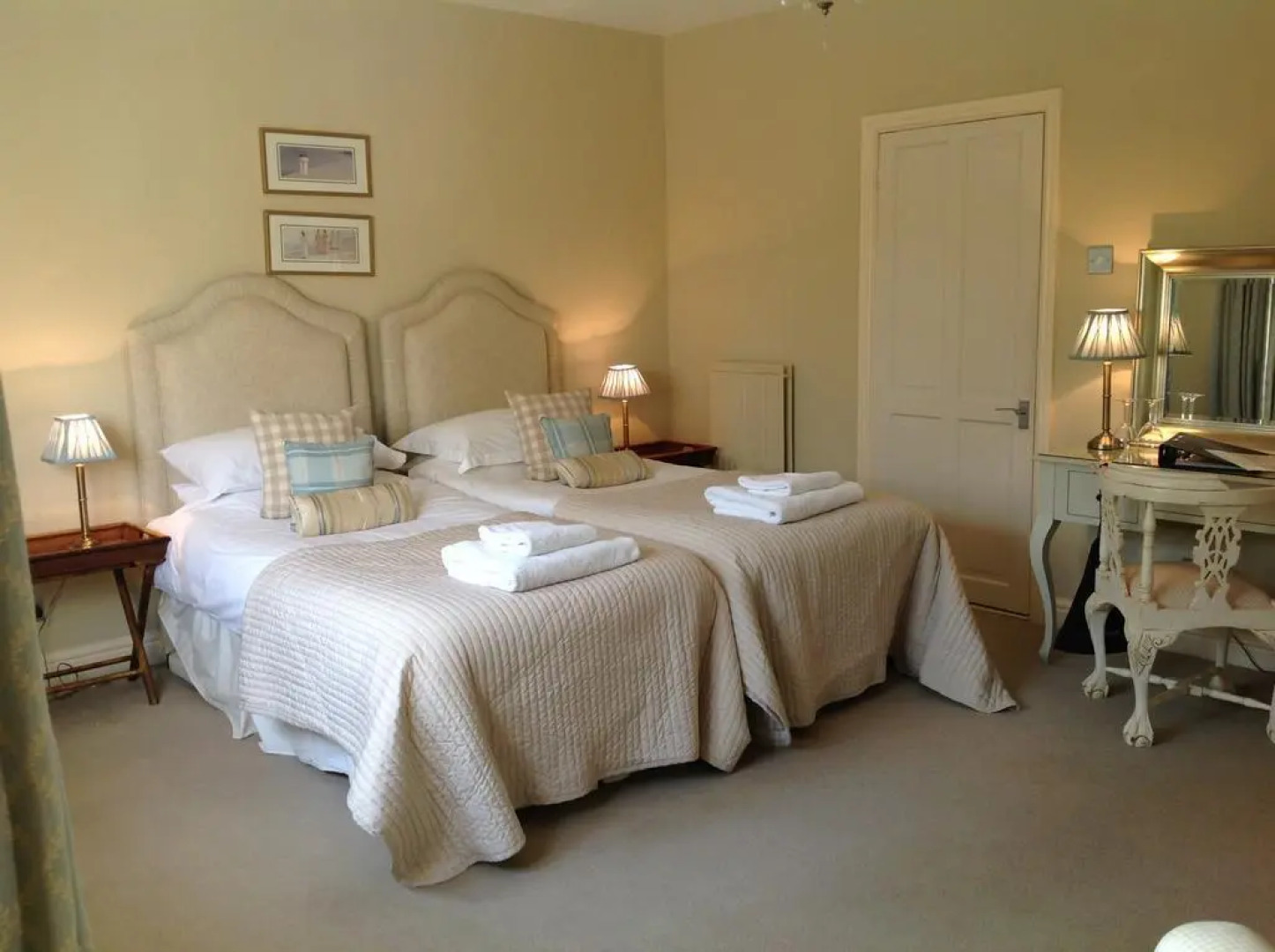 Great Ashley Farm B&B and Shepherds Huts