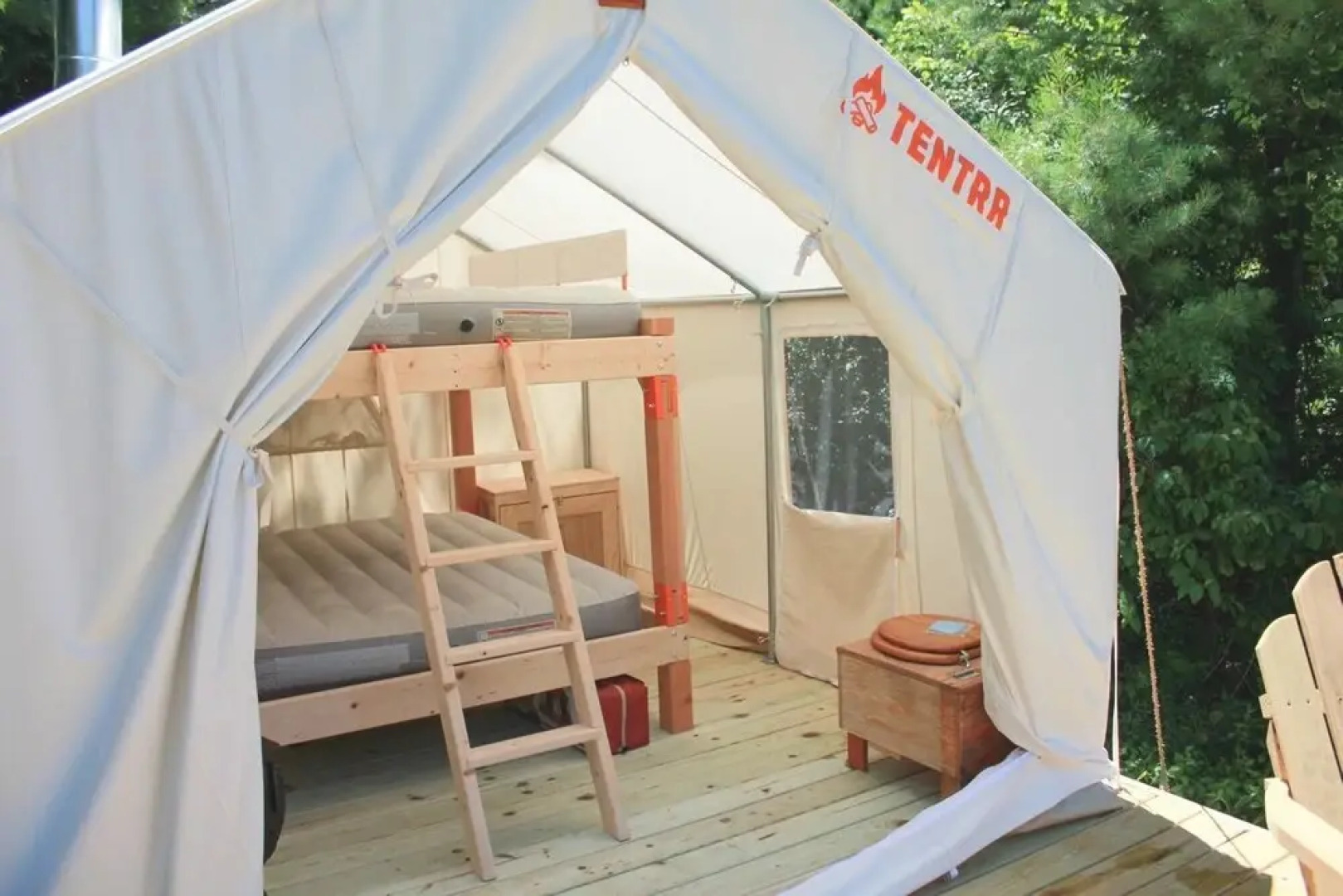 Tentrr - Black Rabbit Farm