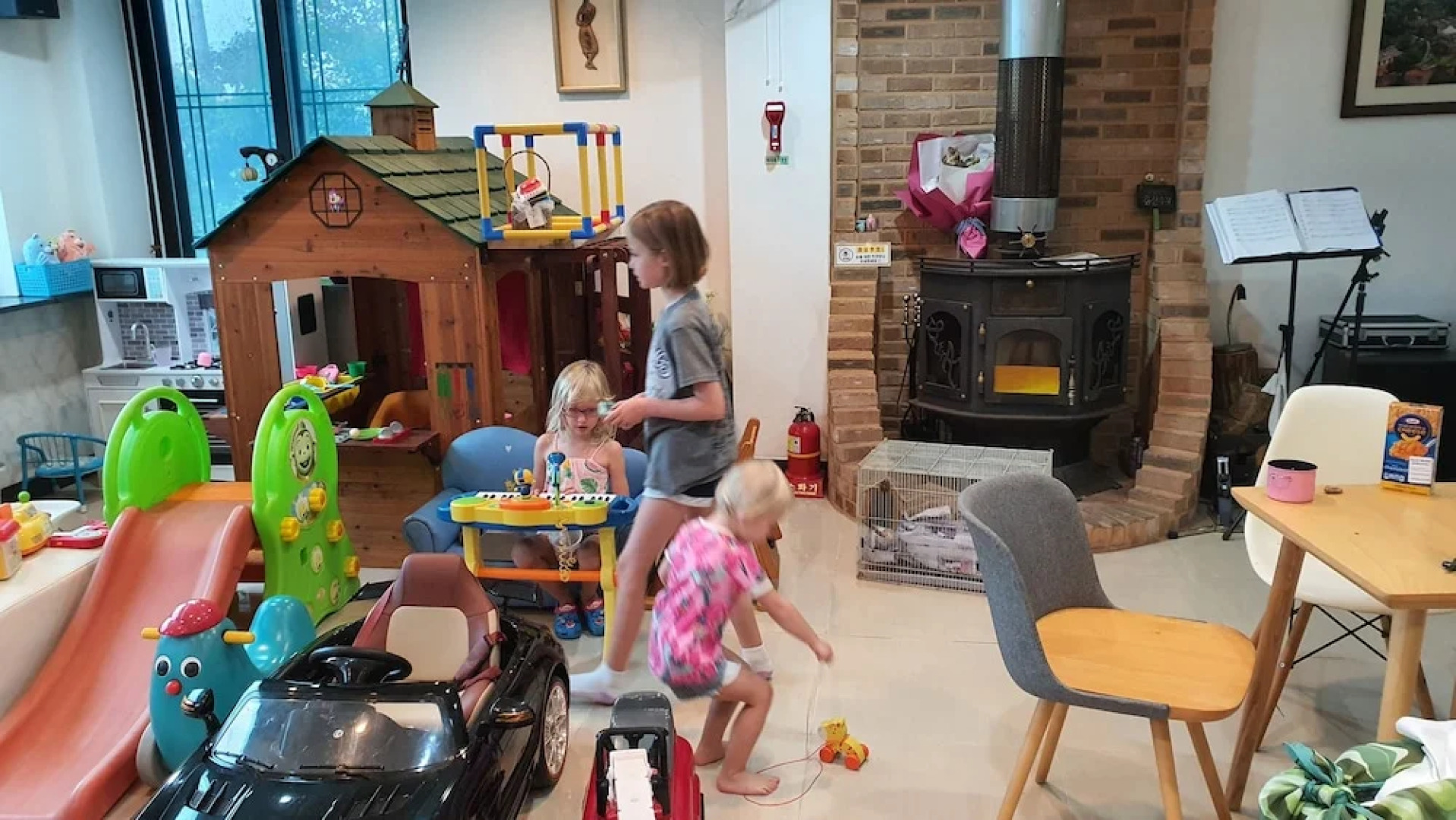 Forest of Color Pension