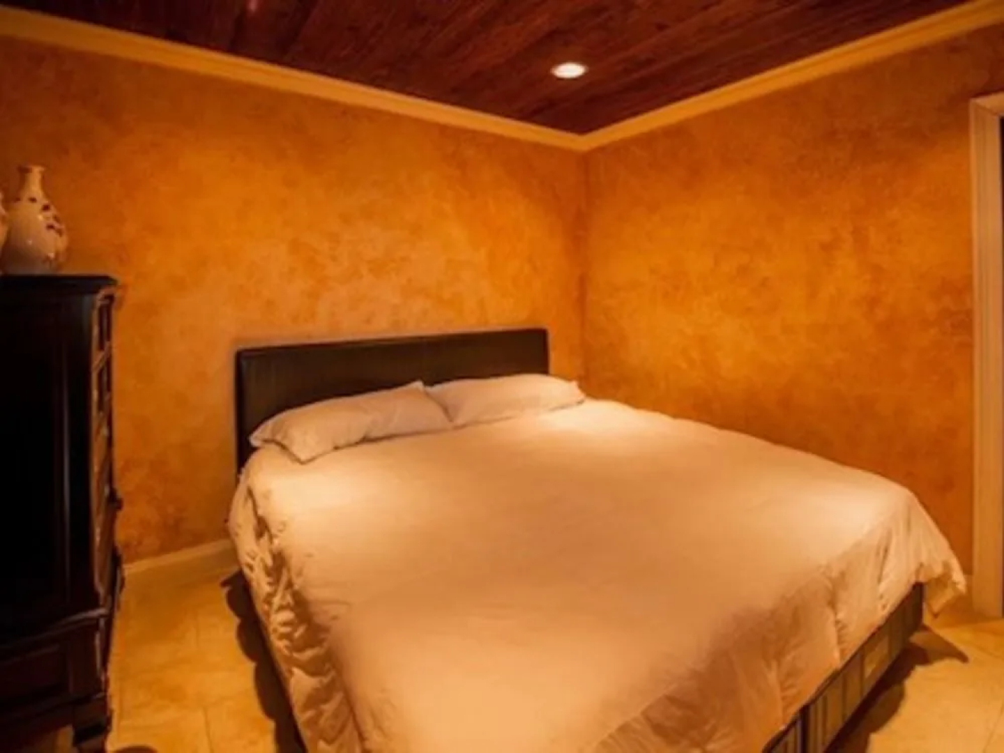 Gulfside Luxury Condo