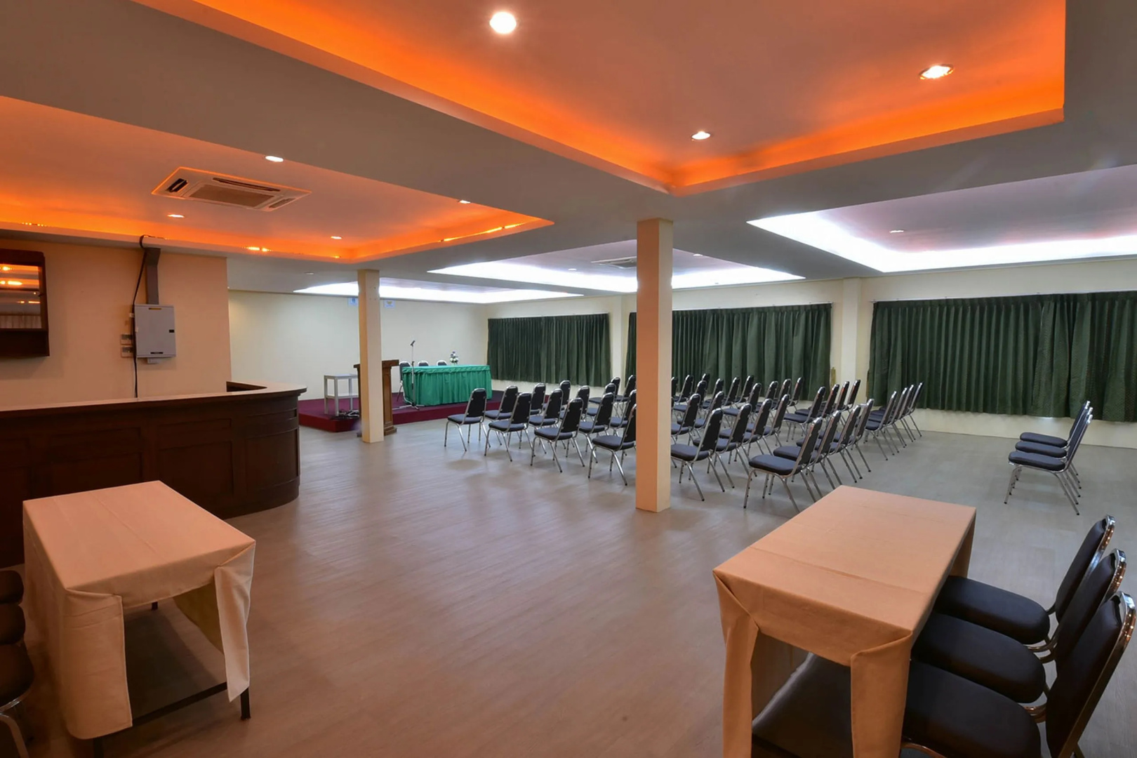 R-Mar Resort and Spa