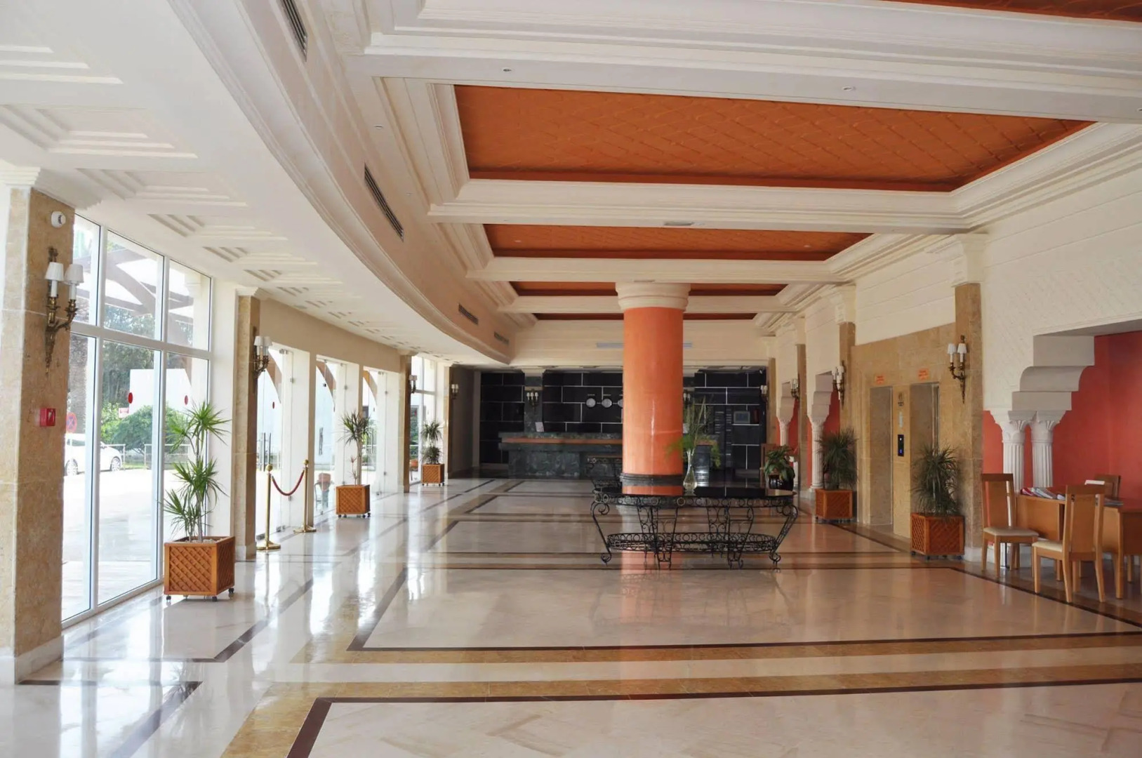 Royal Lido Resort & Spa