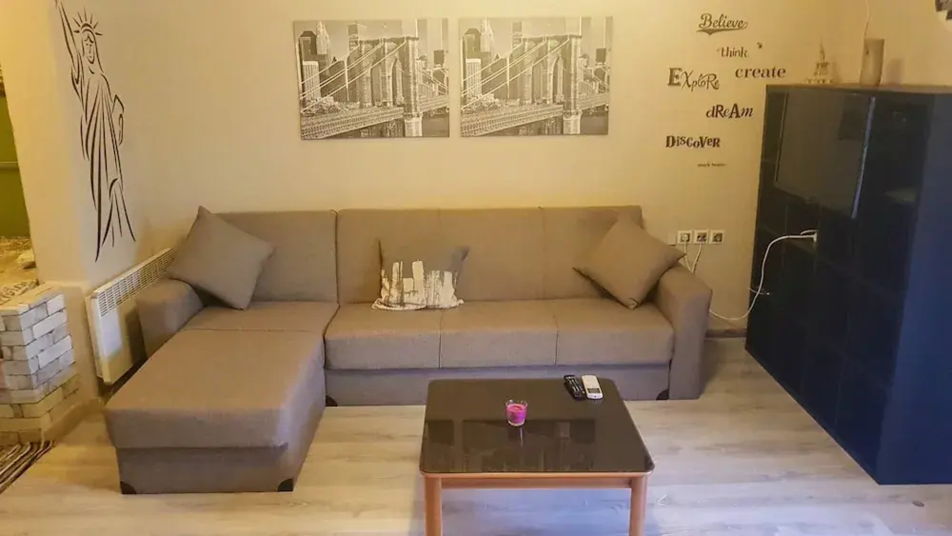 George's apartments by the airport