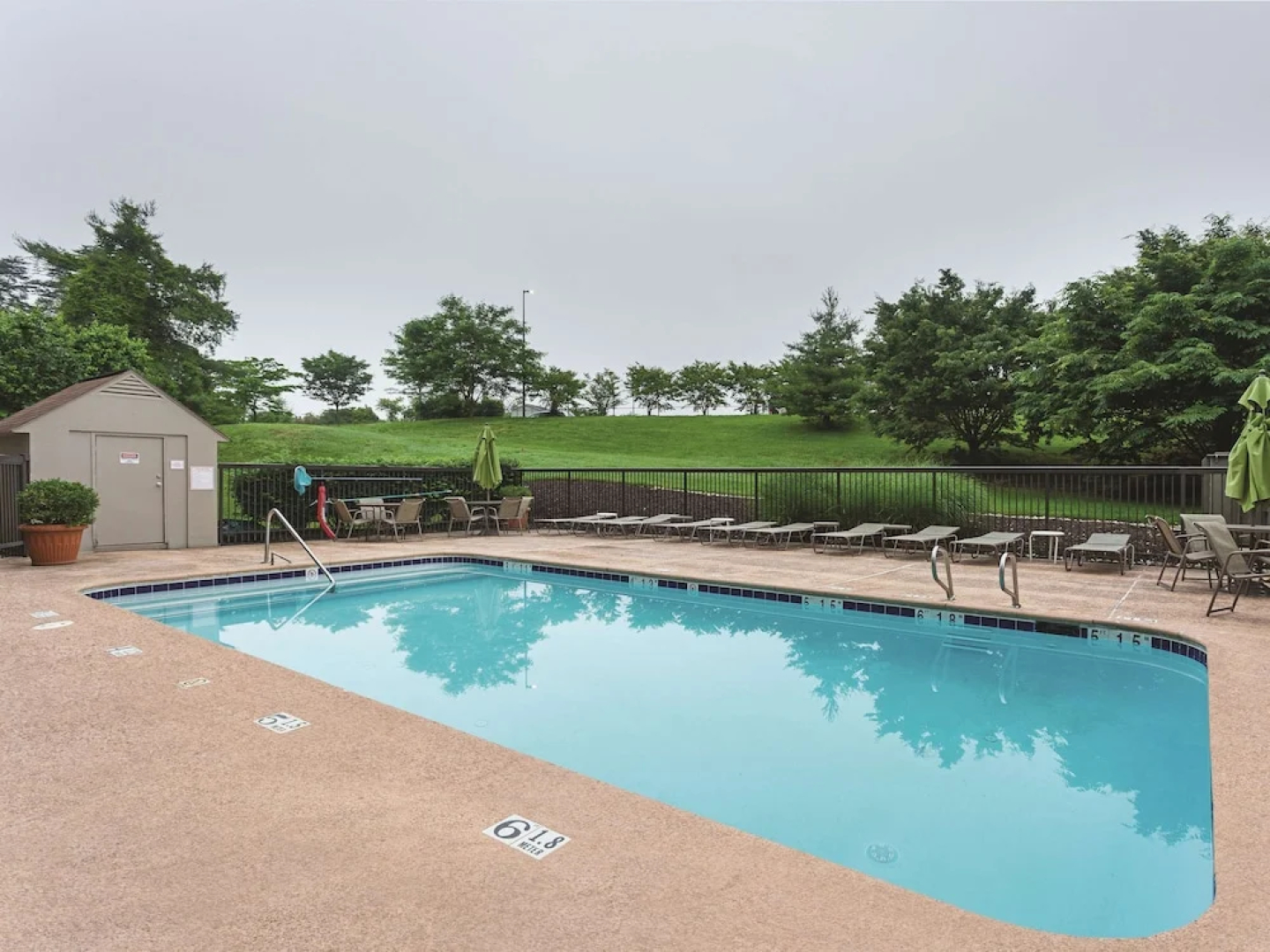 La Quinta Inn & Suites Baltimore BWI Airport
