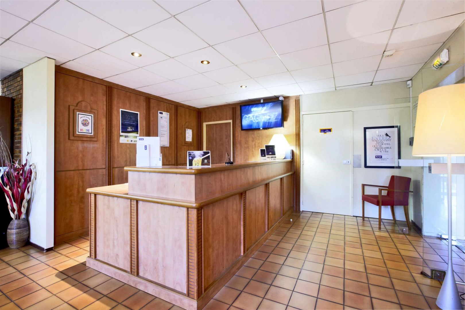 Kyriad Geneve - Saint-Genis-Pouilly