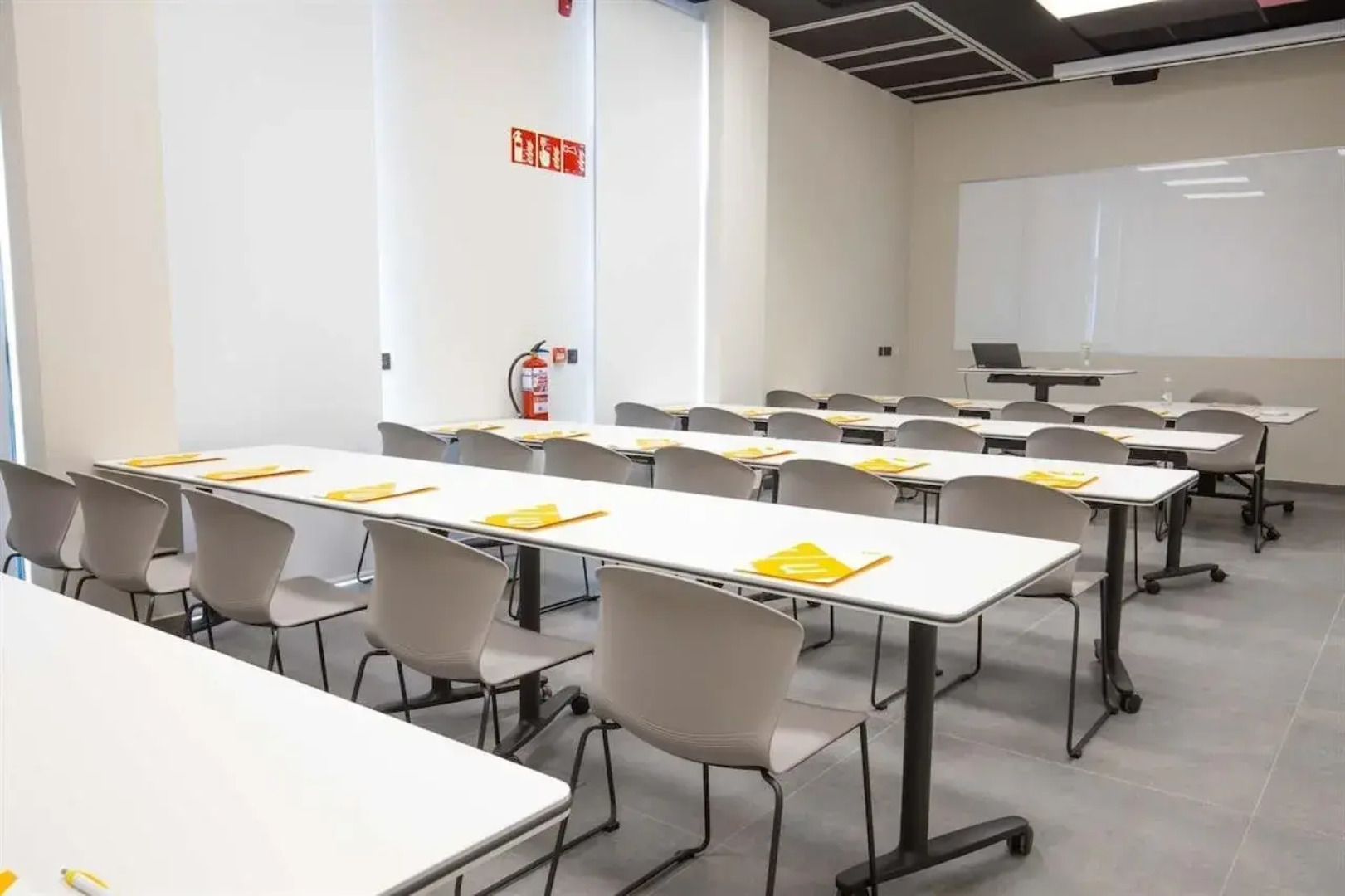 Villa Alojamiento y Congresos - Villa Universitaria