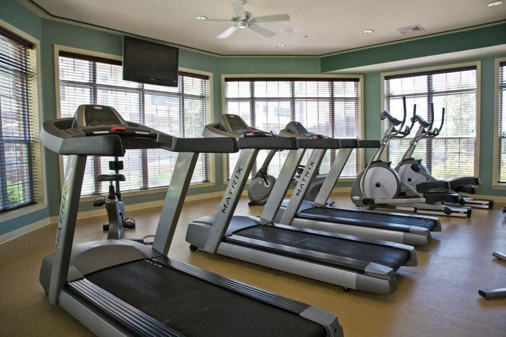 Global Luxury Suites at Raritan