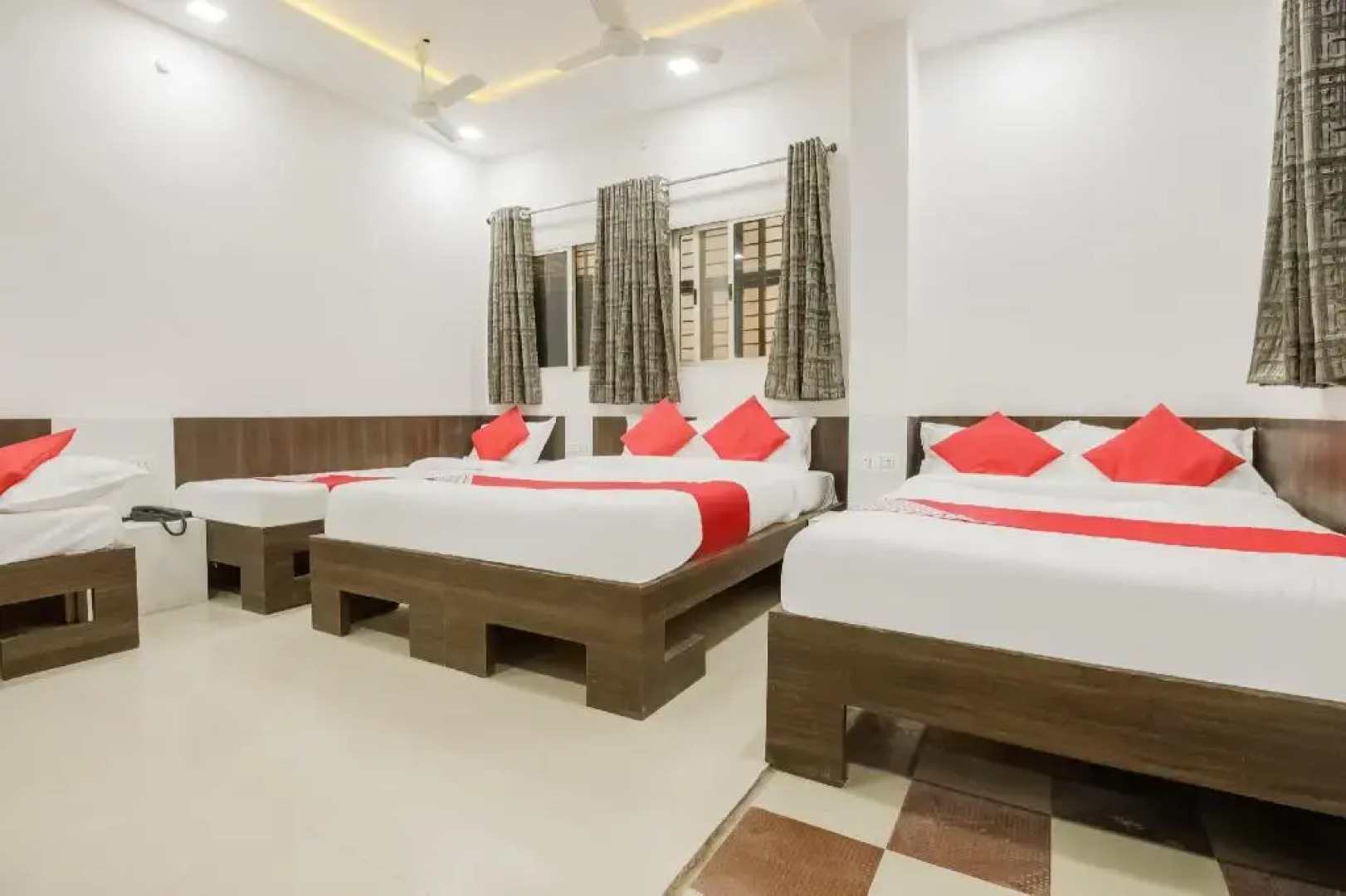 Amardip Lodging by OYO Rooms