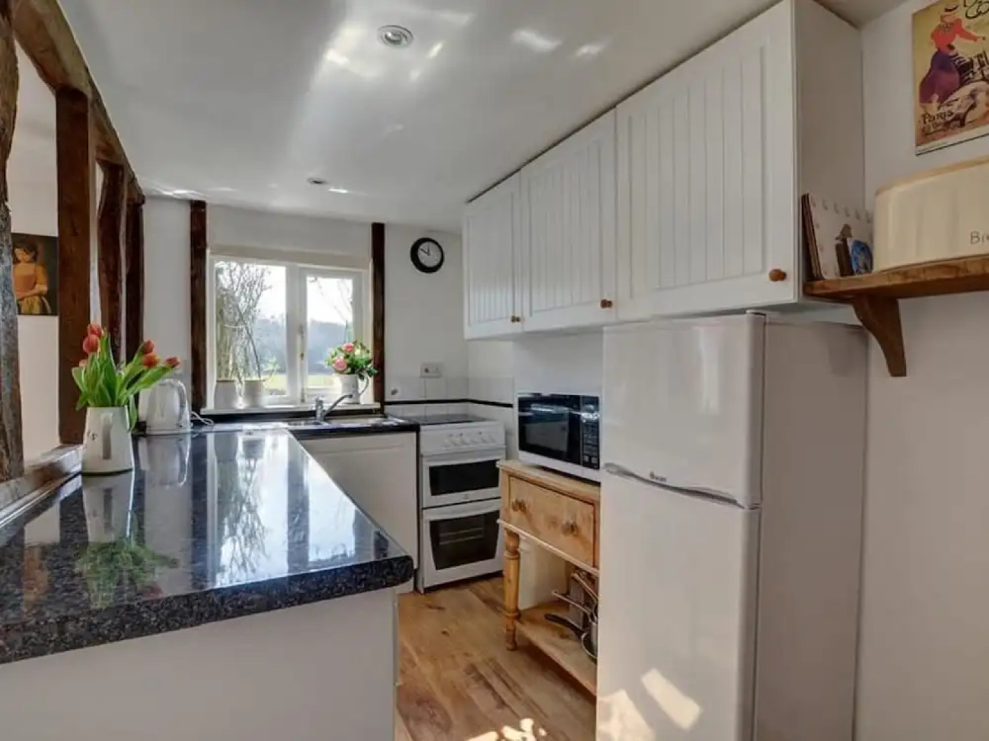 Stunning cottage set in quiet farmyard in Biddenden countryside