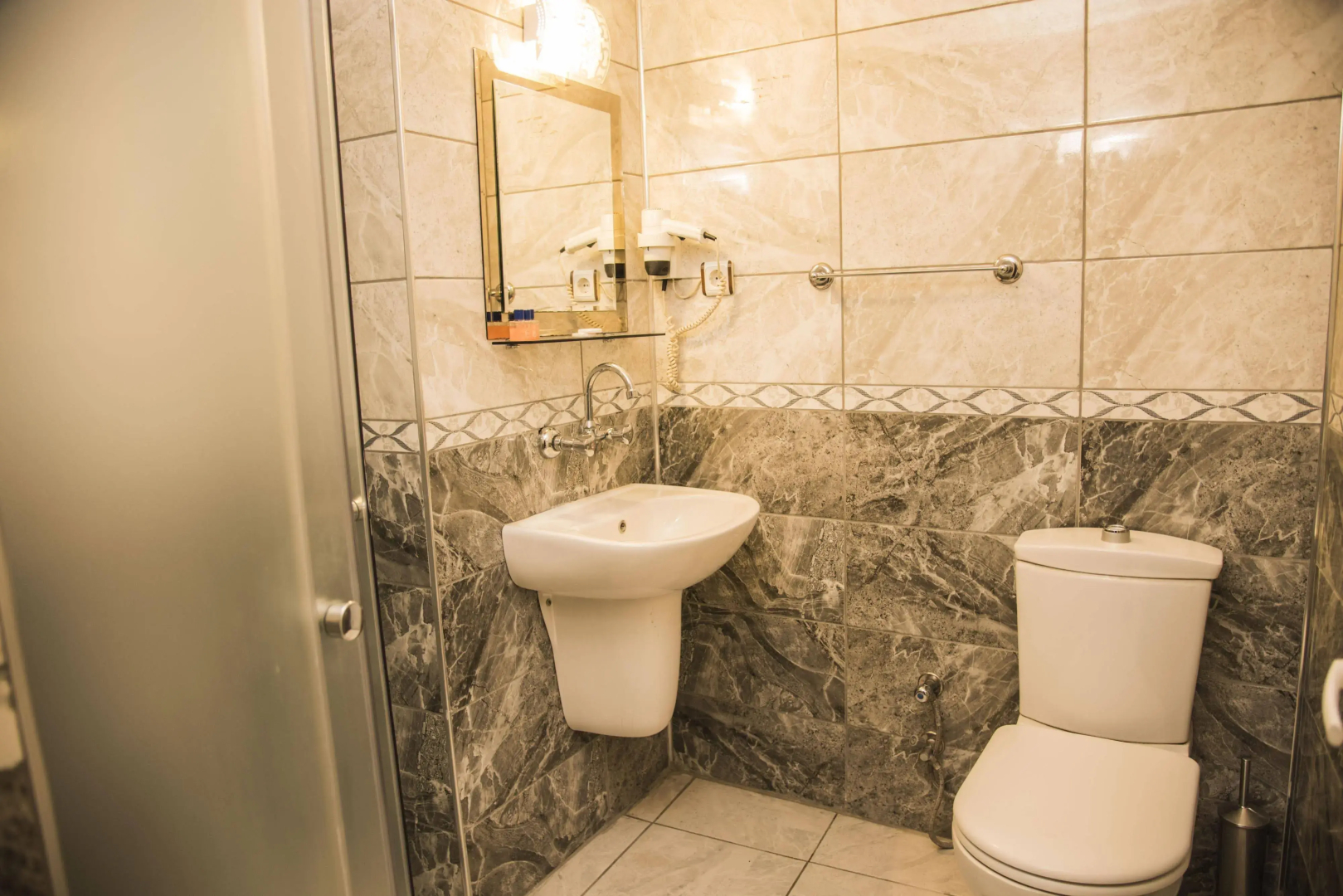Nazar Hotel