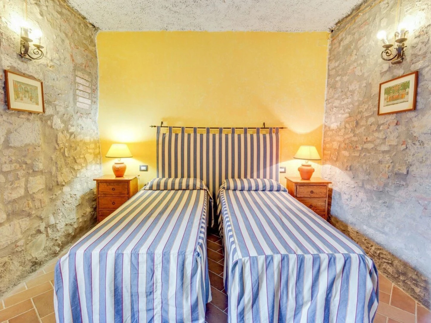 Scenic Holiday Home in Civitella Paganico with Pool