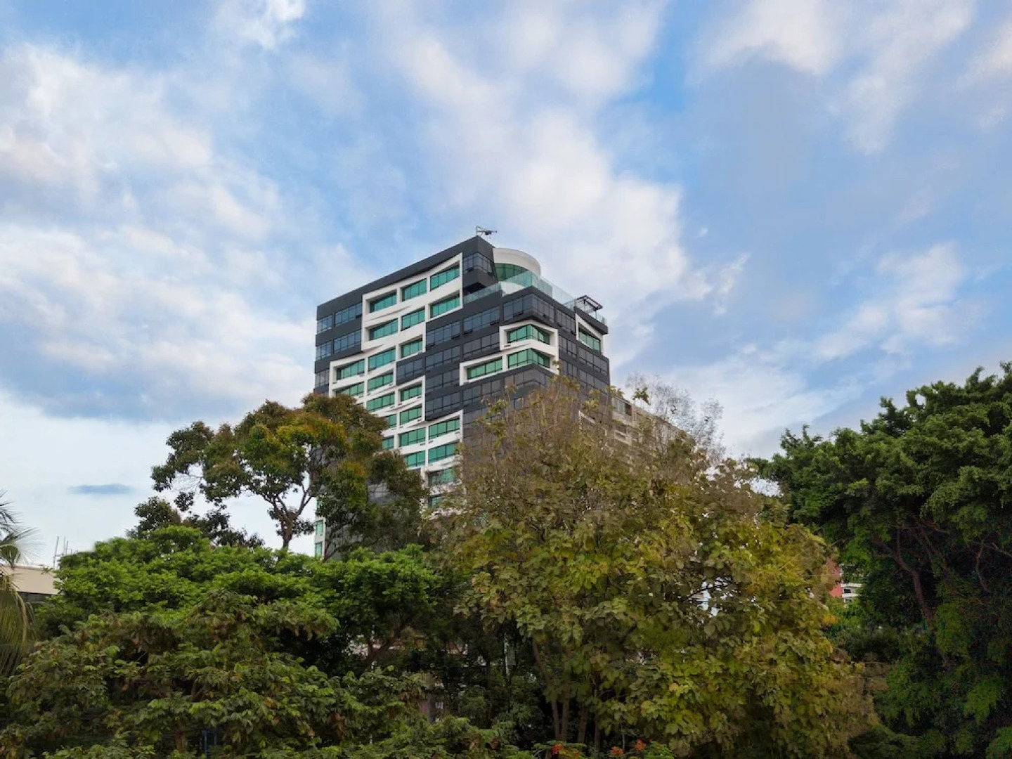 River Garden Hotel + Suites