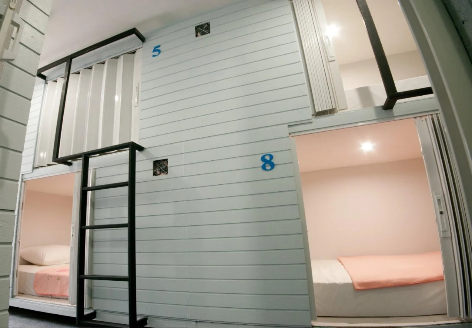 Hotel Capsule Suratthani