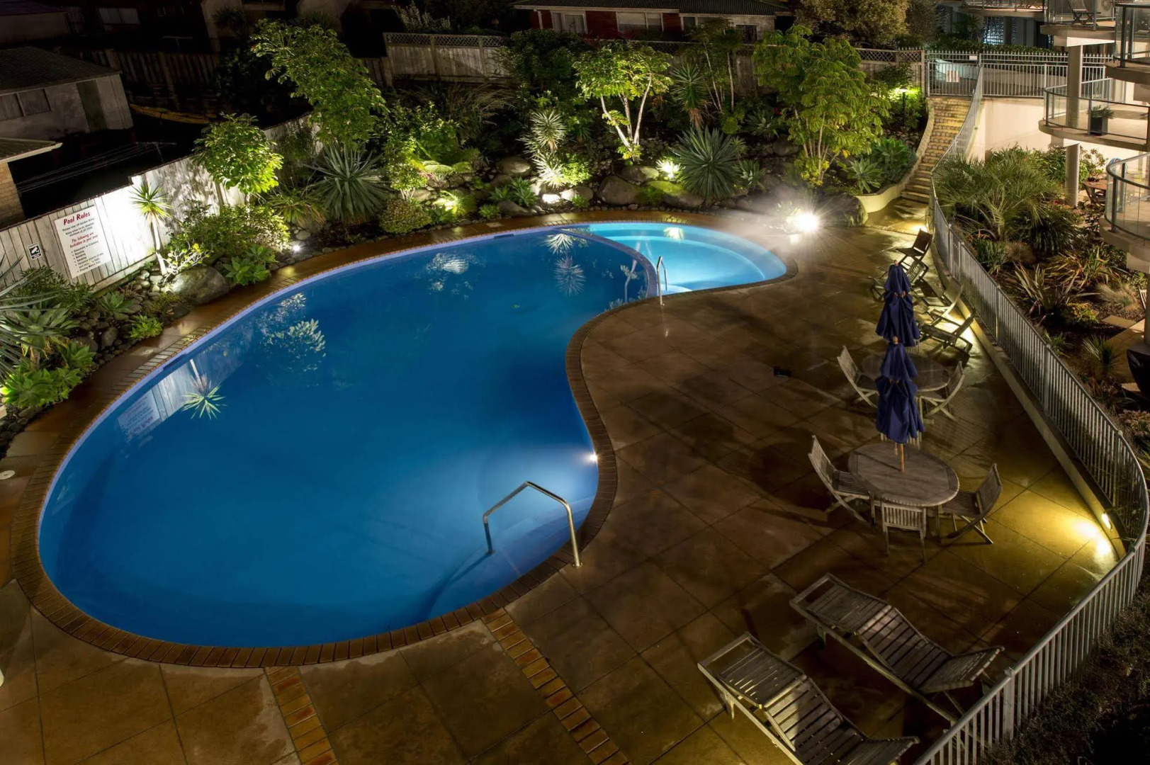 The Reef Beachfront Apartments