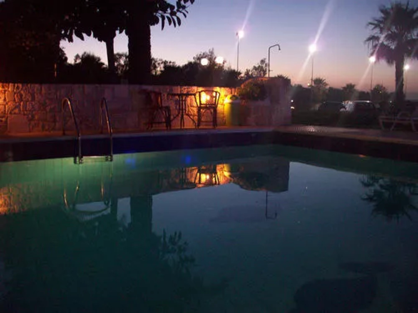 Karavanos Apartments