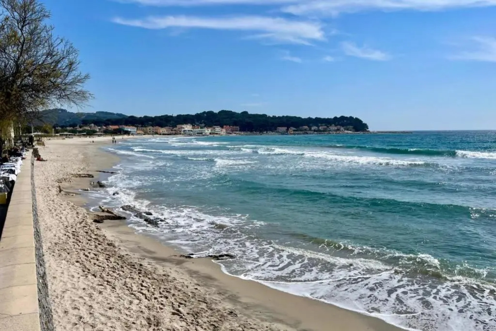 NICE STUDIO 30 m with TERRACE near the SEA