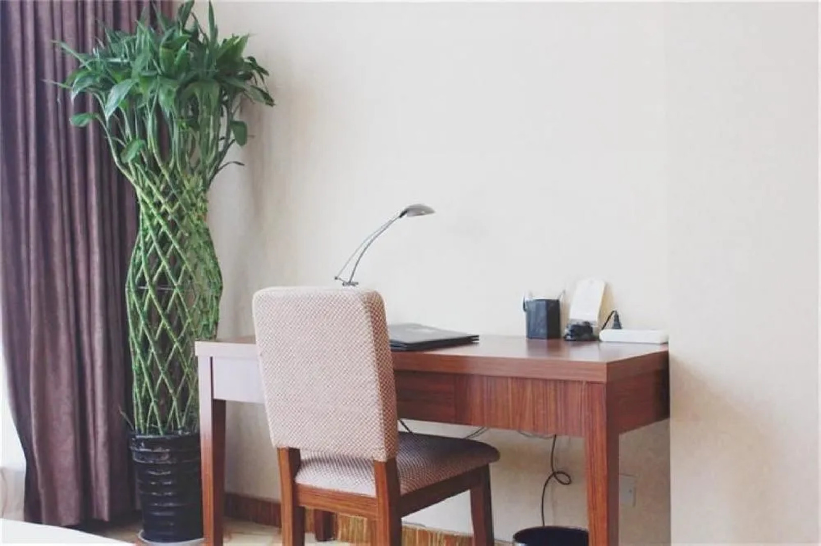 Lantuo Business Hotel