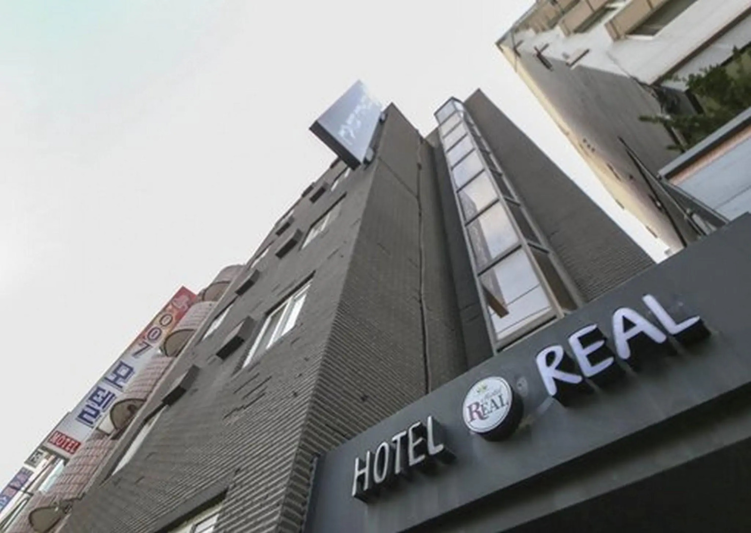 Hotel Real