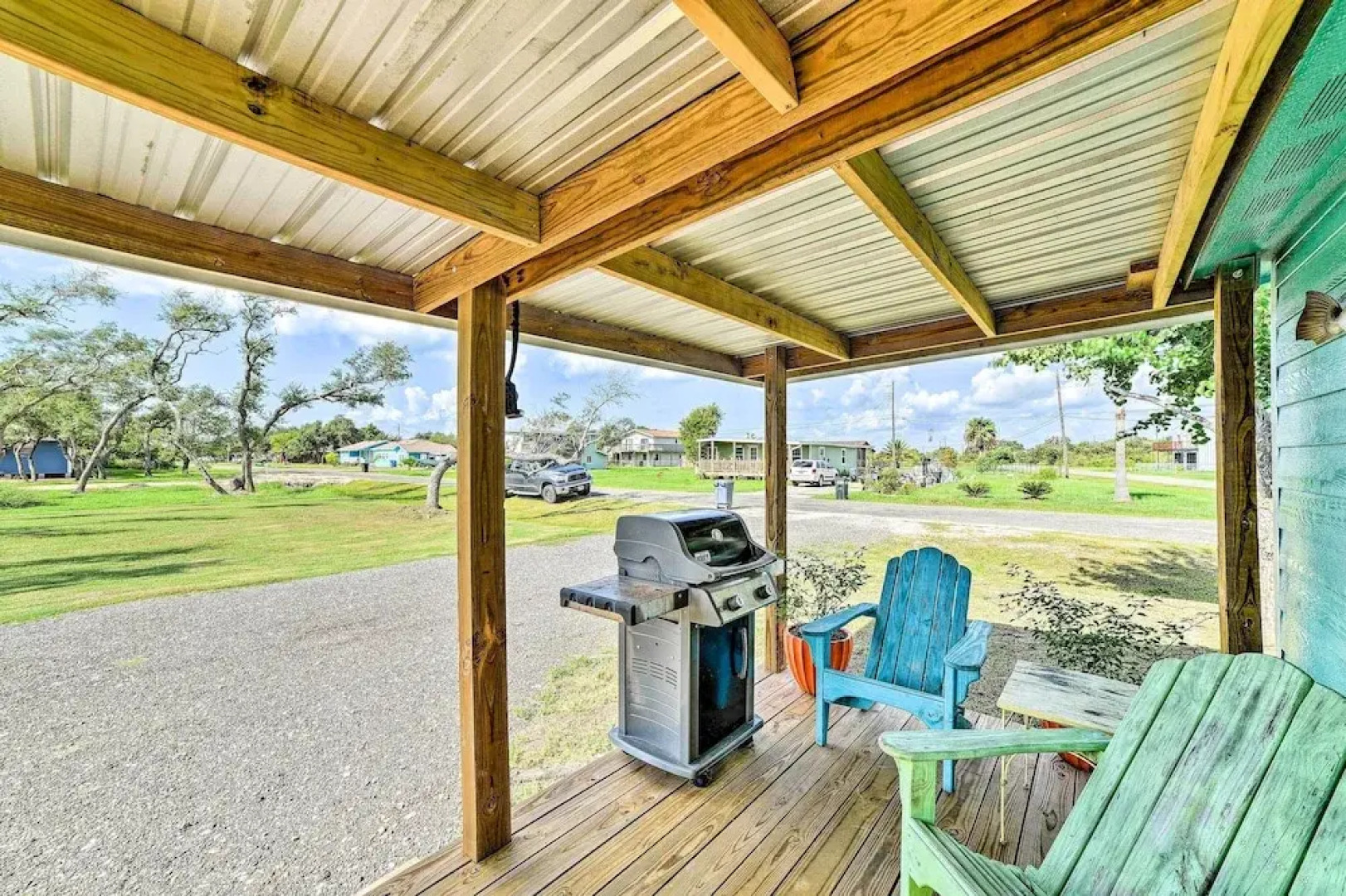 4 Mi to Beach & Fishing: Rockport Cottage w/ Deck!