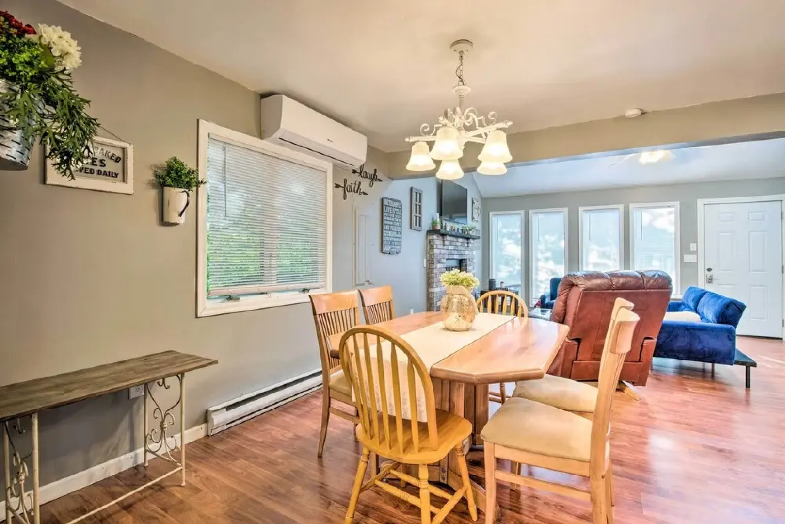 Poconos House w/ Large Deck, Gas Grill & Fire Pit!