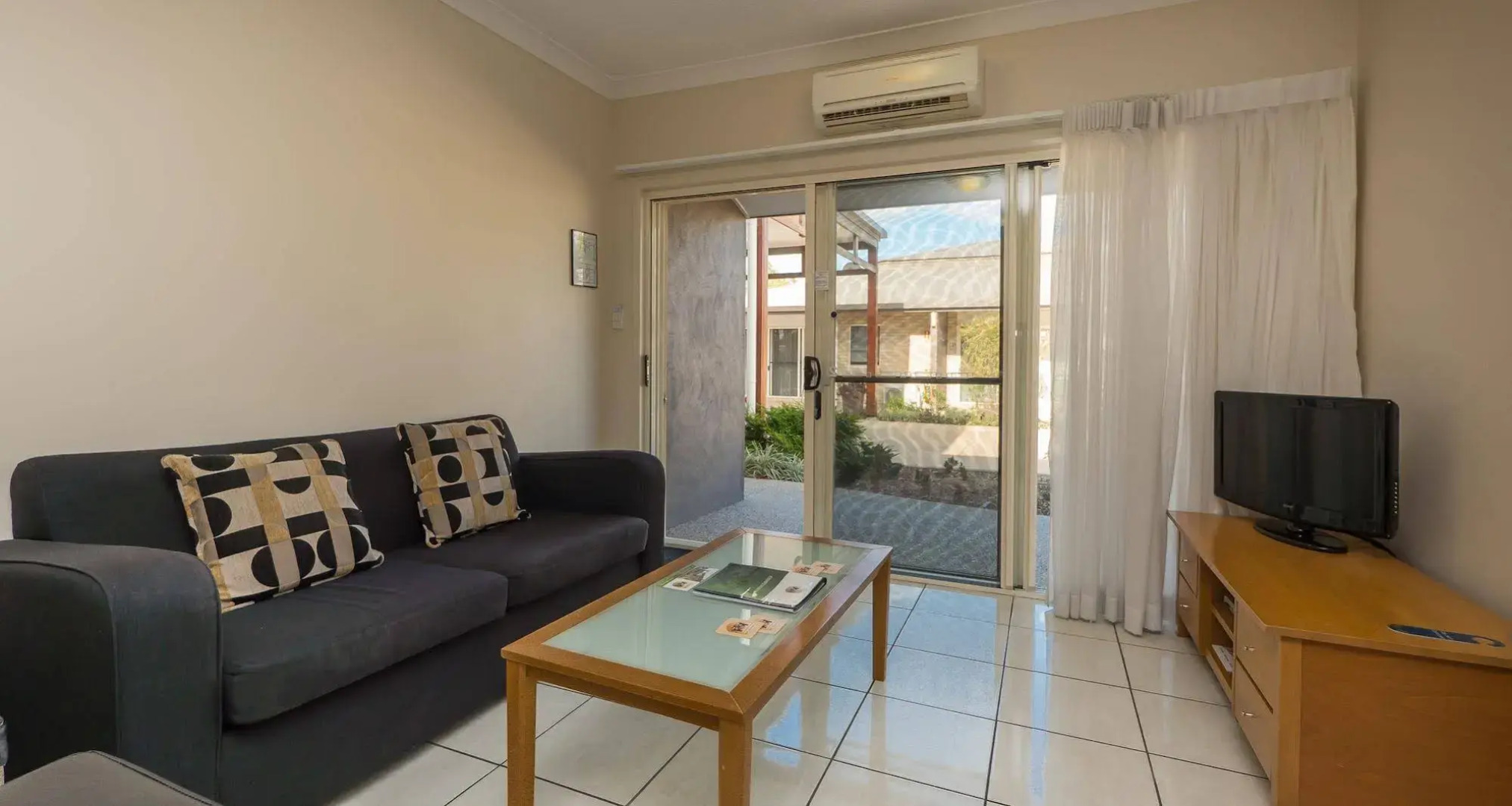 Emerald Inn by Travellers