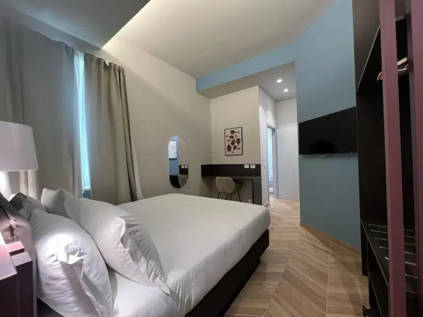 RossoVino Milano Boutique