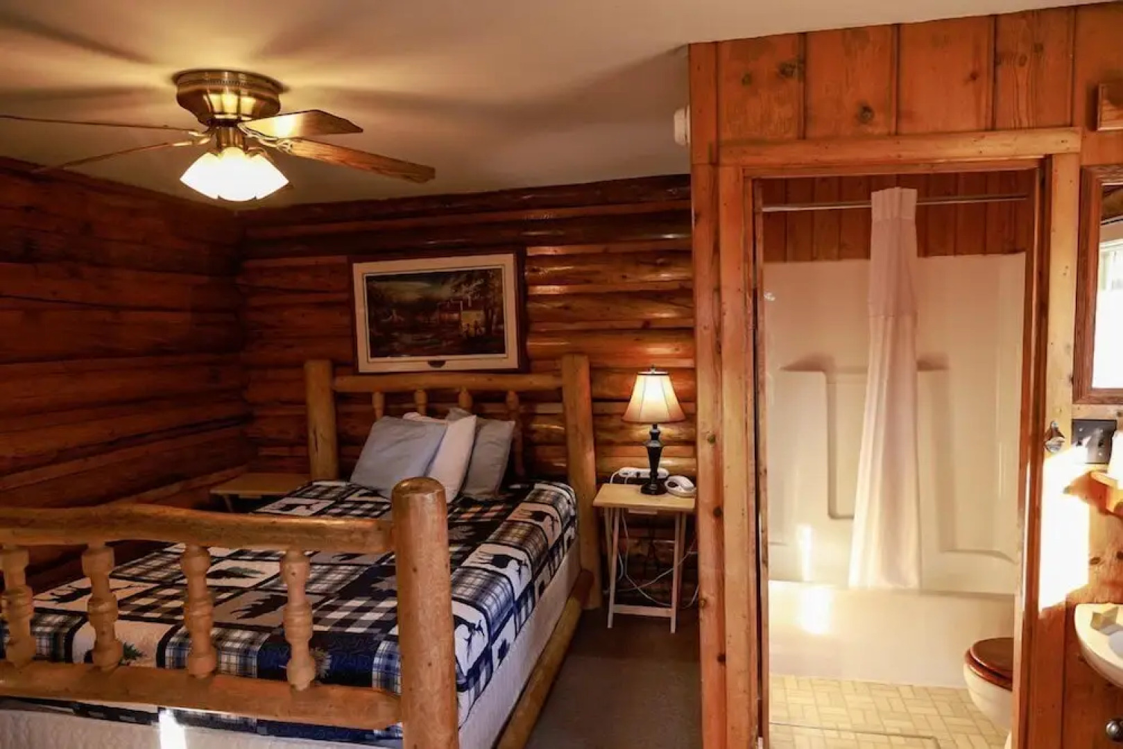 Twin Pines Lodge & Cabins