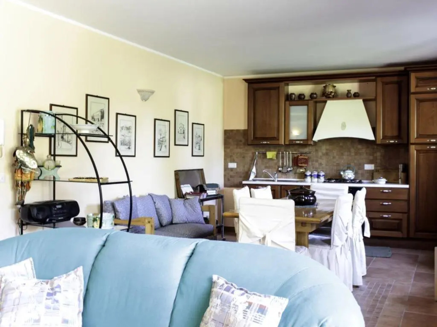 Daisy Magnolia House