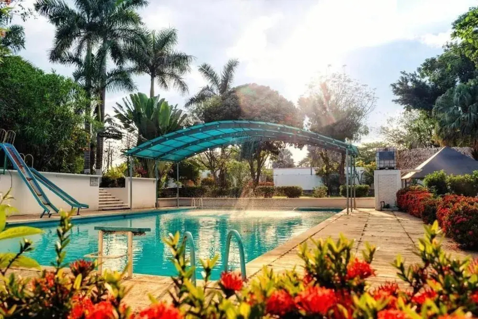 Hotel Villa Blanca Suites