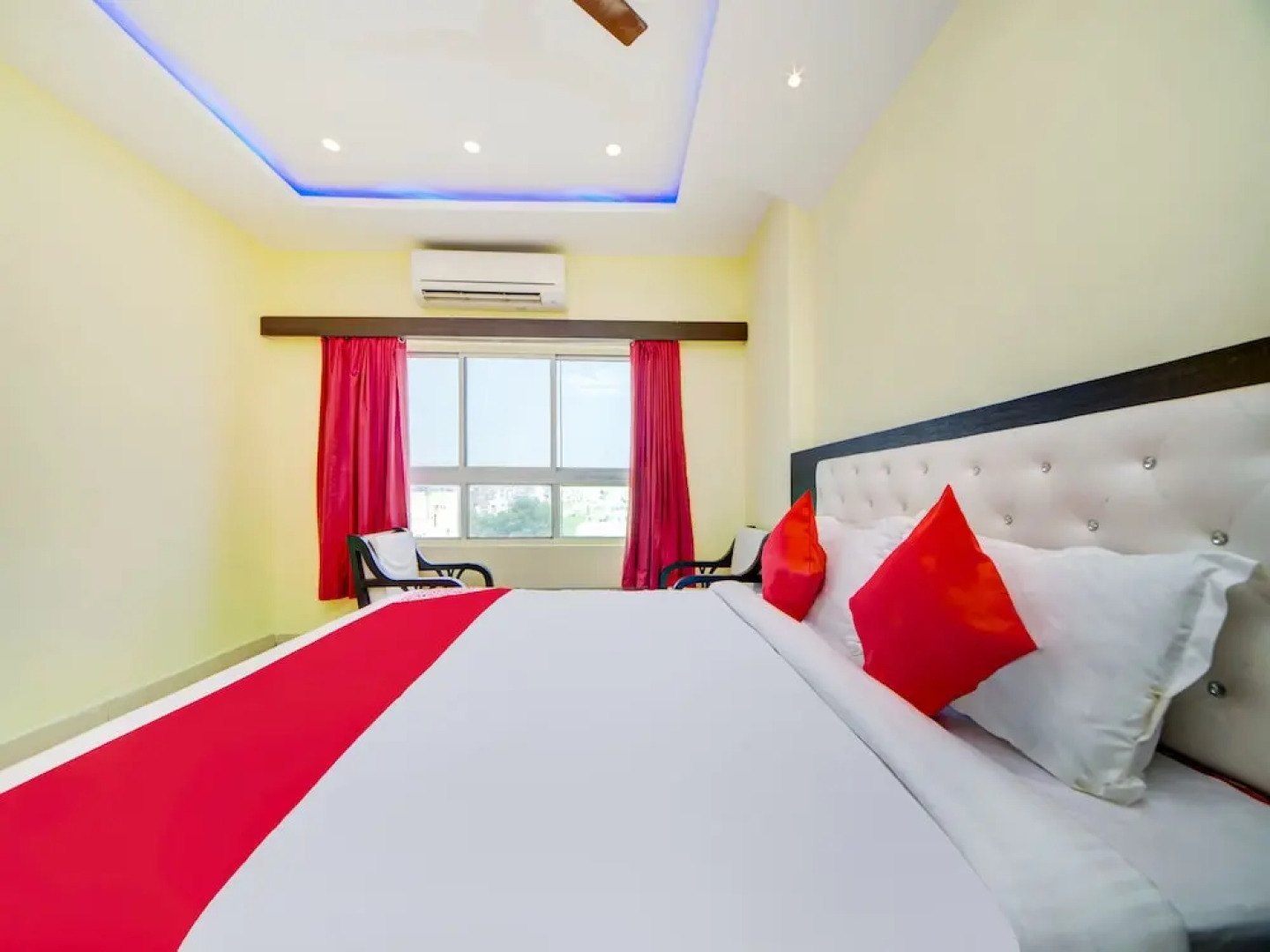 Hotel SRS Regency by OYO Rooms