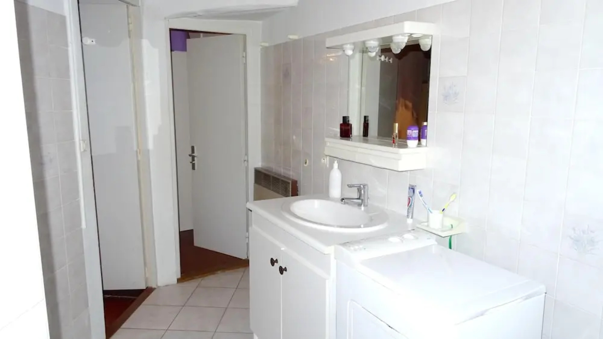 House With 2 Bedrooms in Monieux, With Wonderful Mountain View and Fur