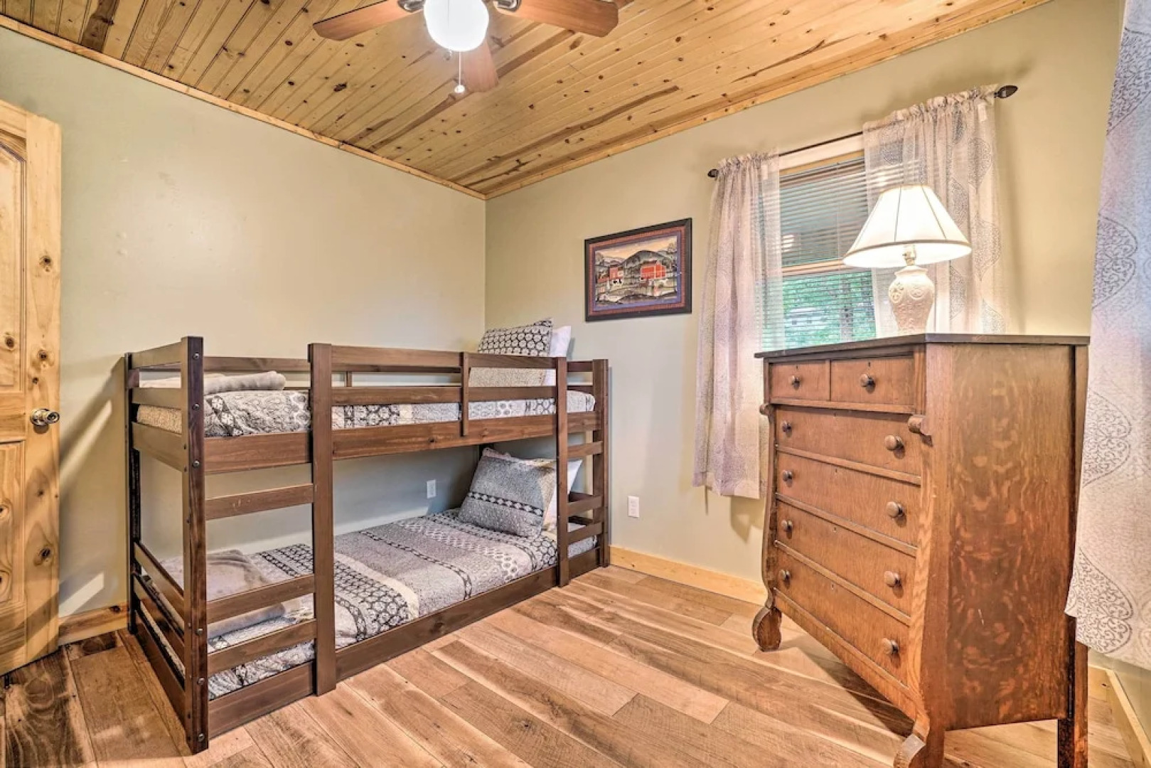 Hot Tub & Fire Pit: Pet-friendly Clayton Escape!