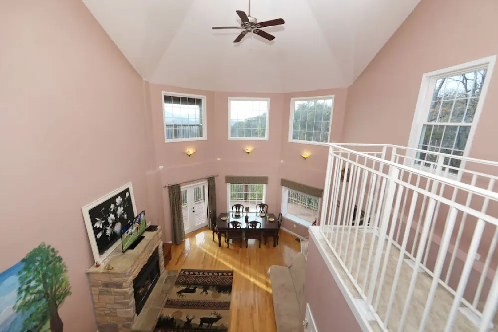 A View For All Seasons - Five Bedroom Cabin