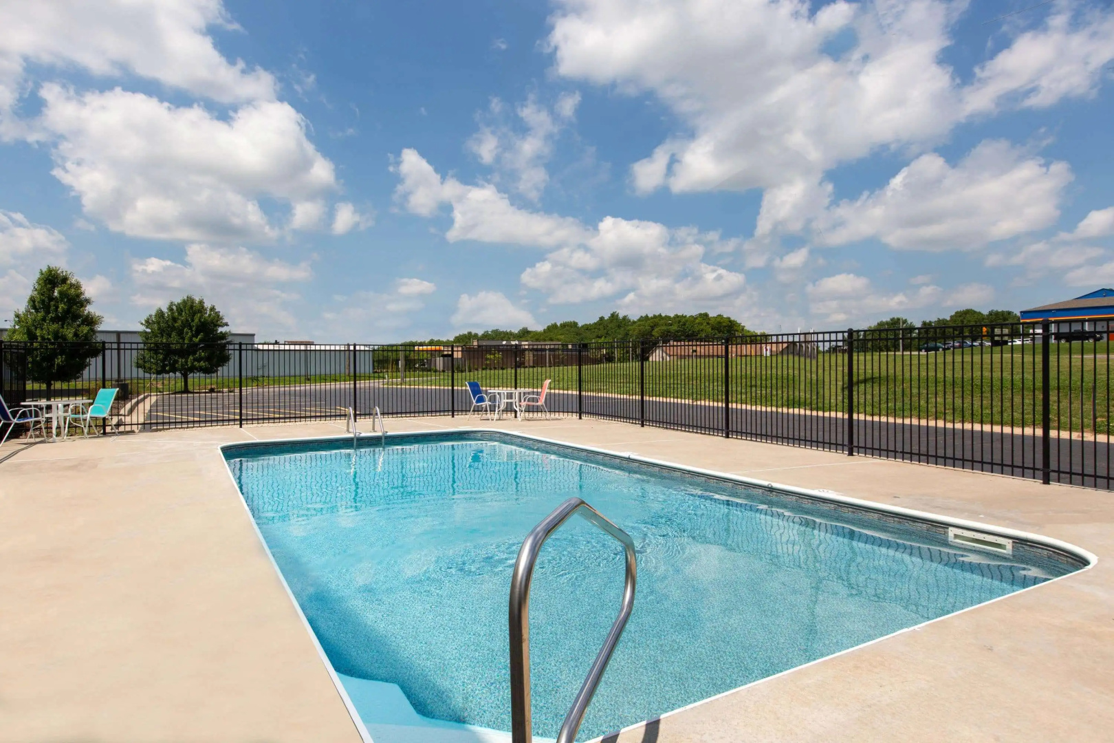 La Quinta Inn & Suites by Wyndham Blue Springs