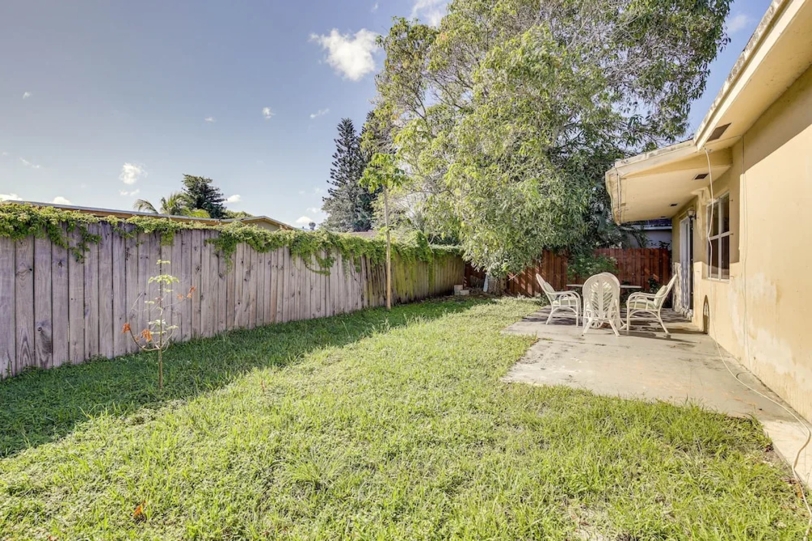 North Lauderdale Vacation Rental: 8 Mi to Beach!